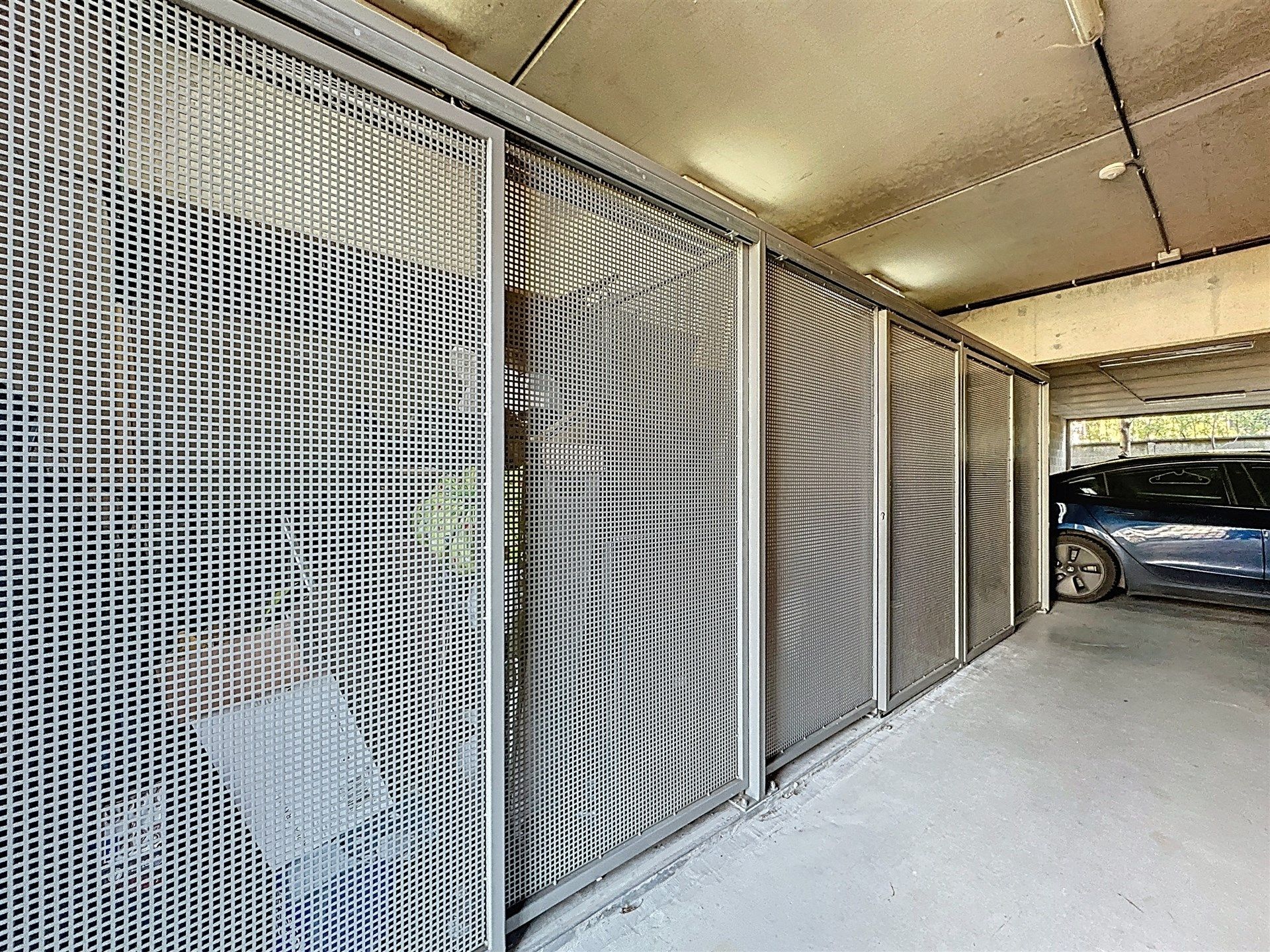 Recente woning met 4 slk en autostaanplaats op toplocatie foto 23