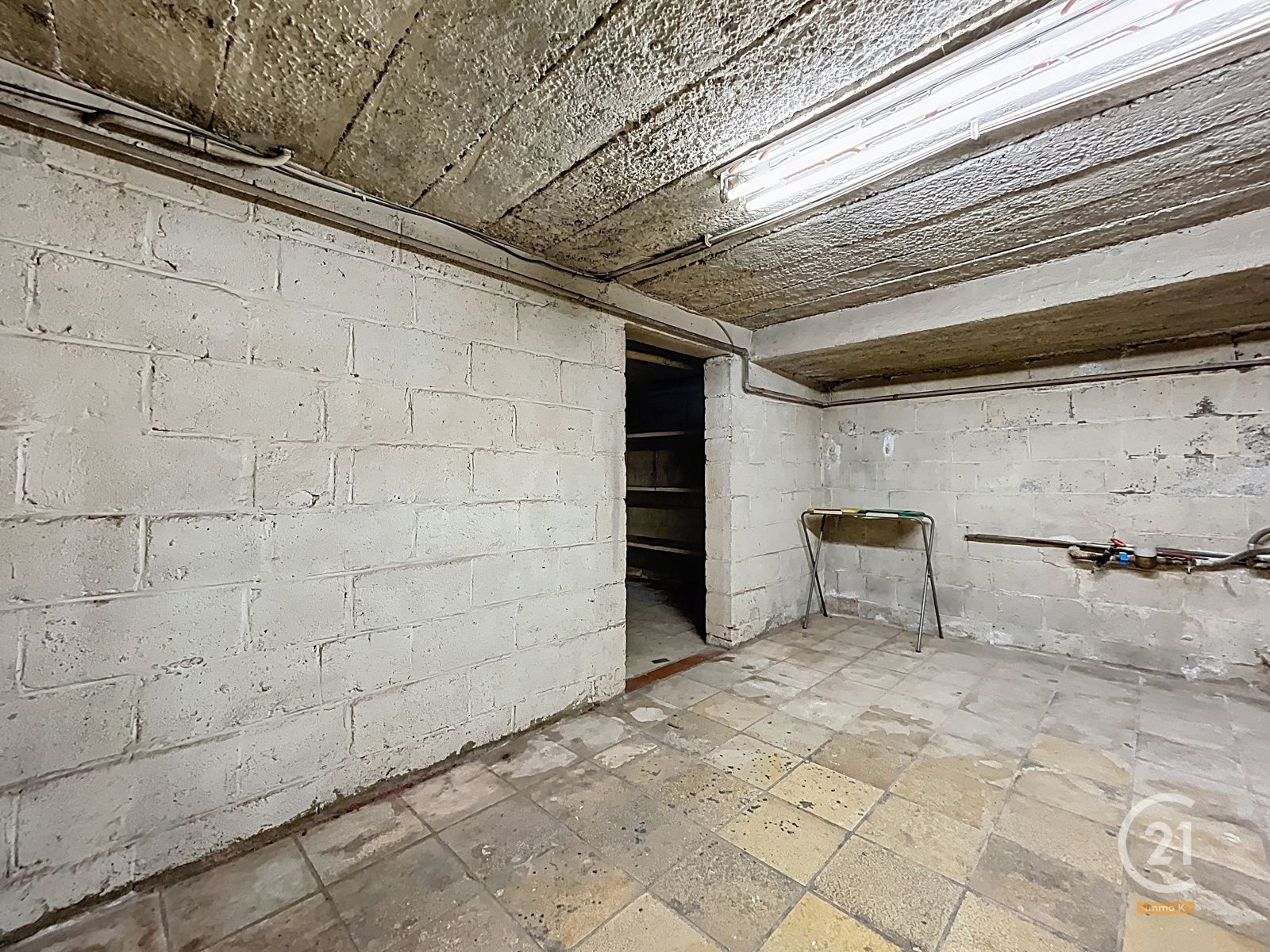 Ruime gelijkvloerse woning met 4 slpks, garage en tuin foto 29