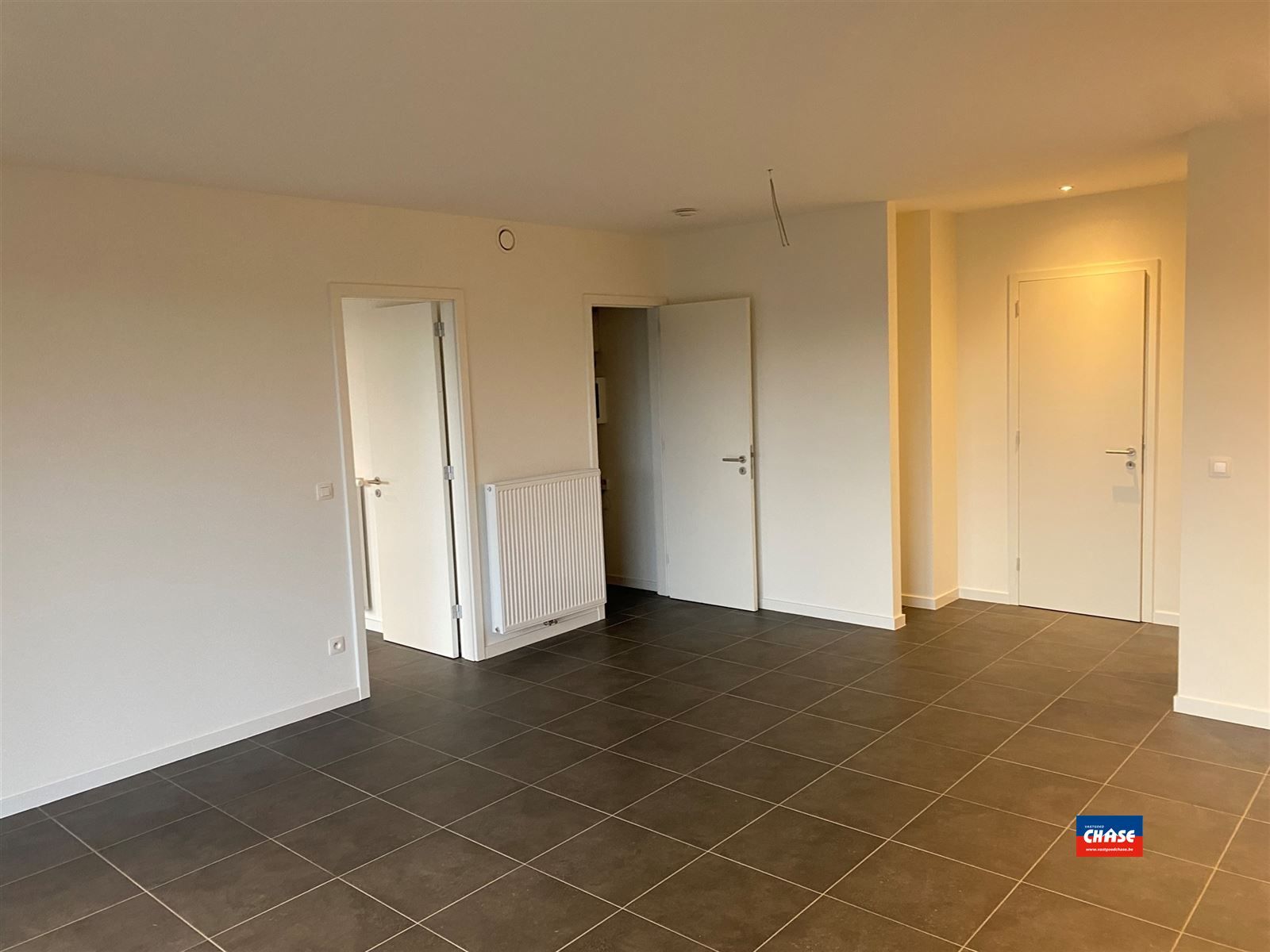 Gelijkvloersappartement met 1 slaapkamer, tuin en autostaanplaats foto 2
