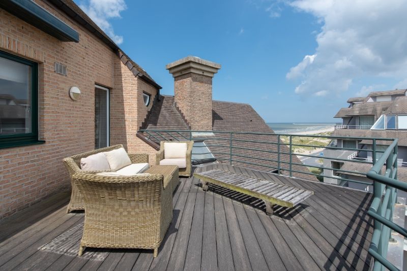 Uitzonderlijk duplex-appartement met 4slpk op toplocatie! foto 18