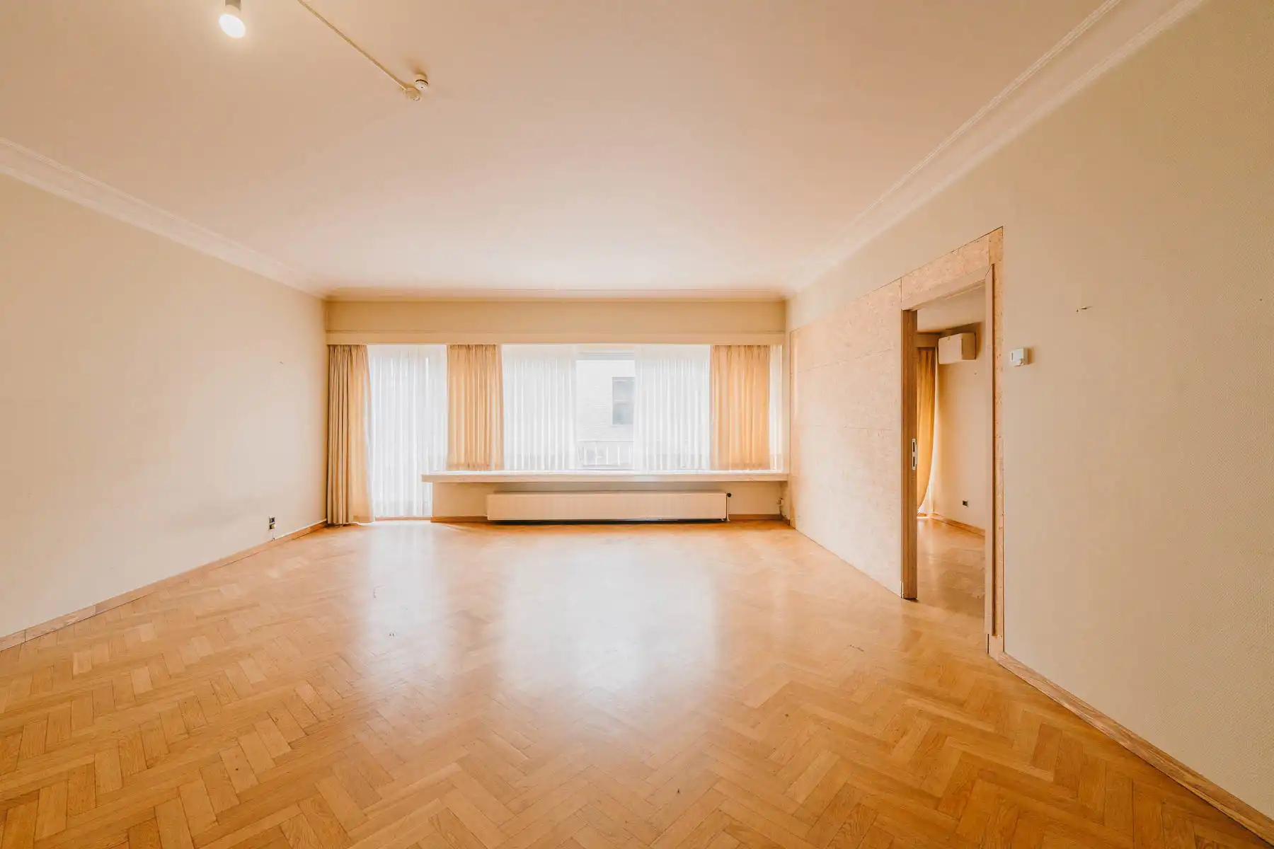 Ruim en lichtrijk Duplex-appartement met optionele garage. foto 6