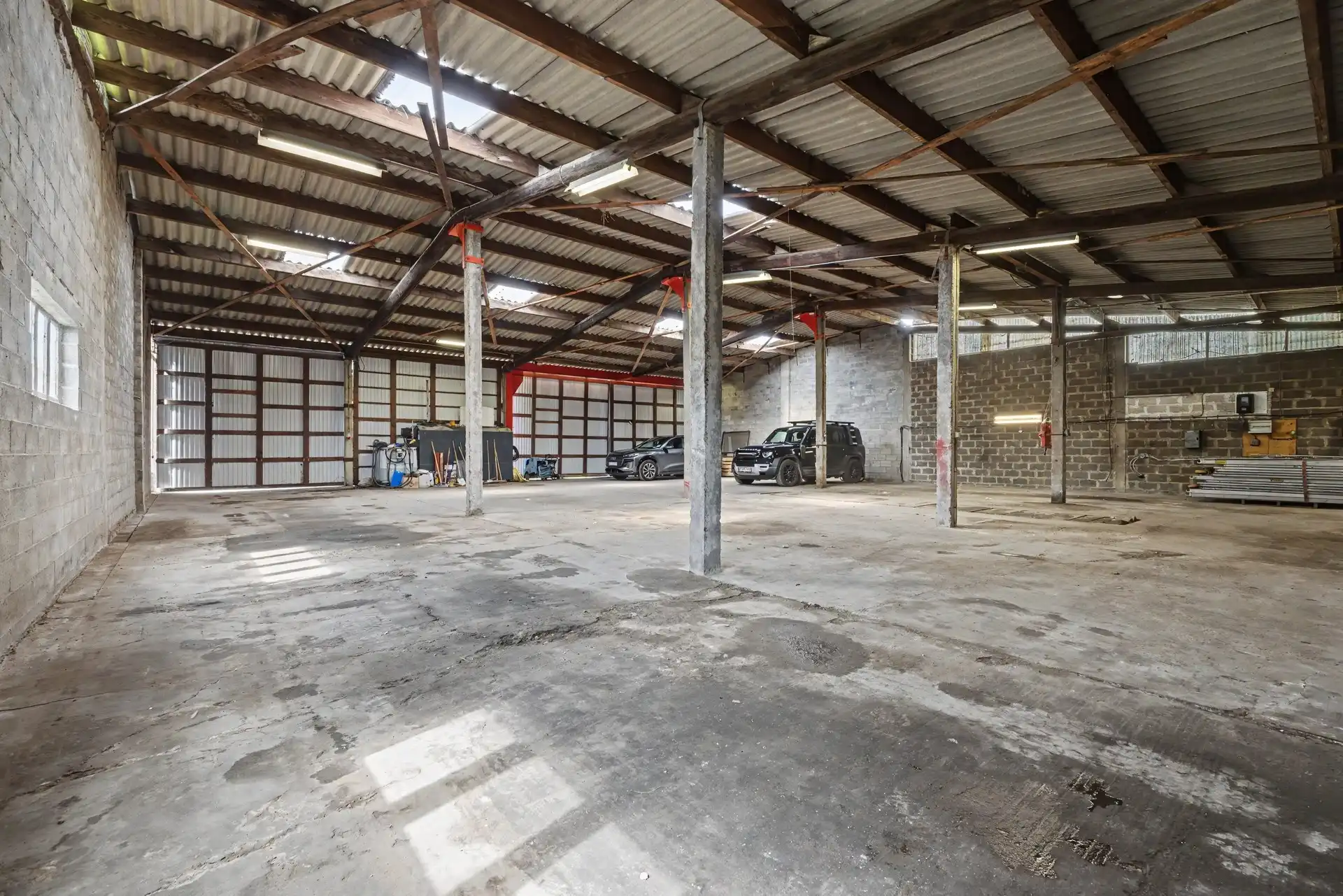 Charmante, gerenoveerde gezinswoning met hedendaagse loods van 400m²  foto 5