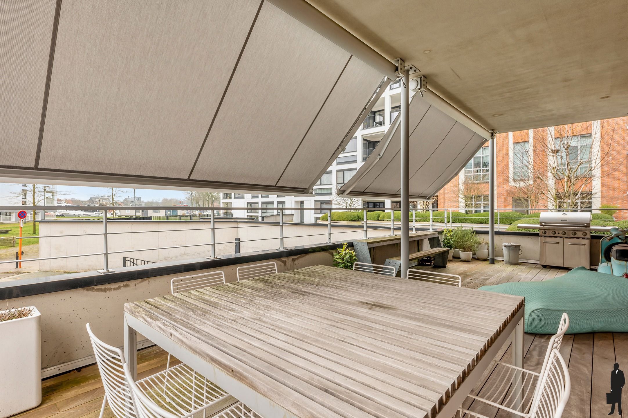 Karakteristiek loft appartement van 150m² aan de Jachthaven! foto 12