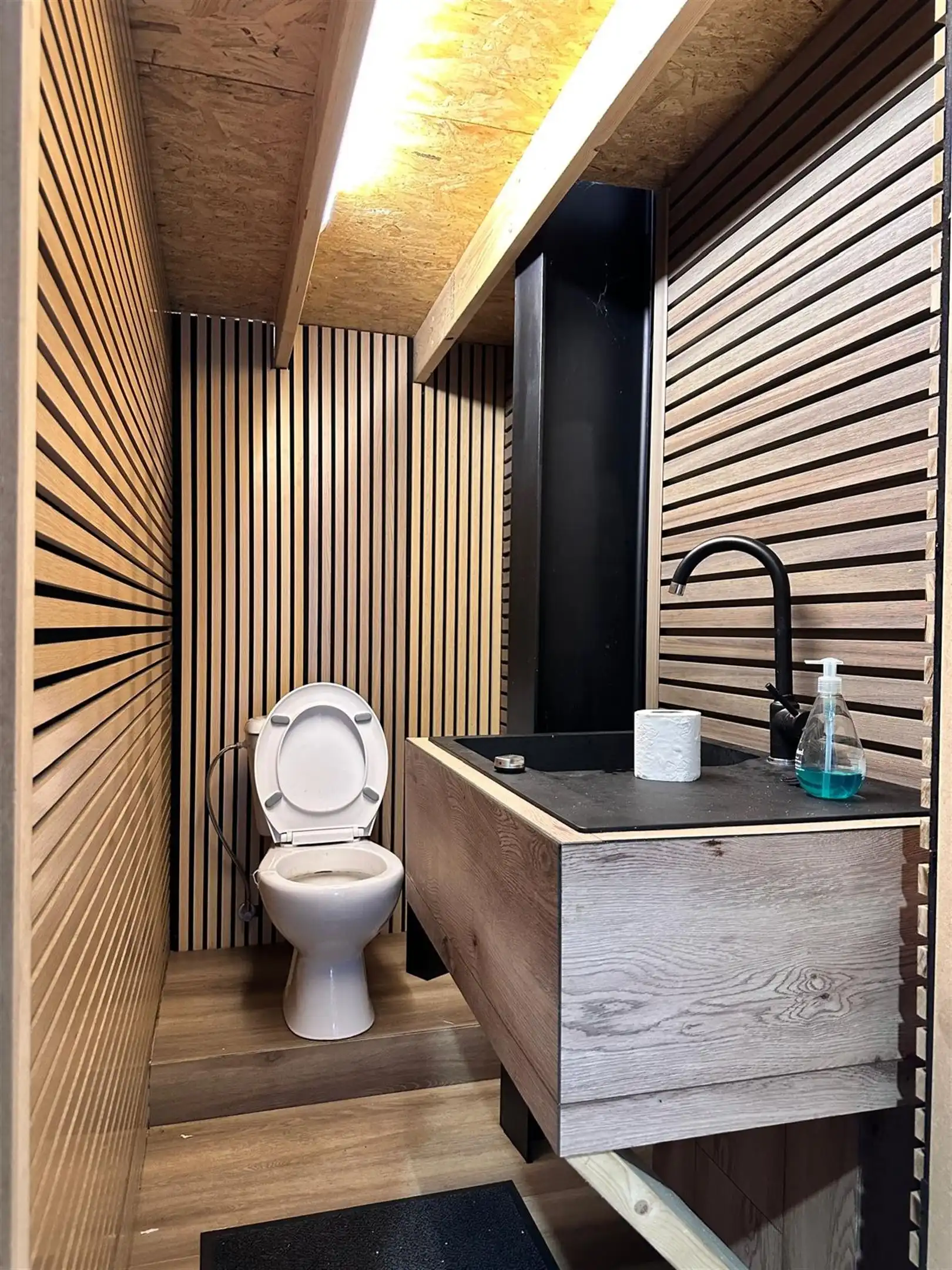 MAGAZIJN (UNIT 15) MET 5 PARKEERPLAATSEN TE DENDERMONDE foto 11