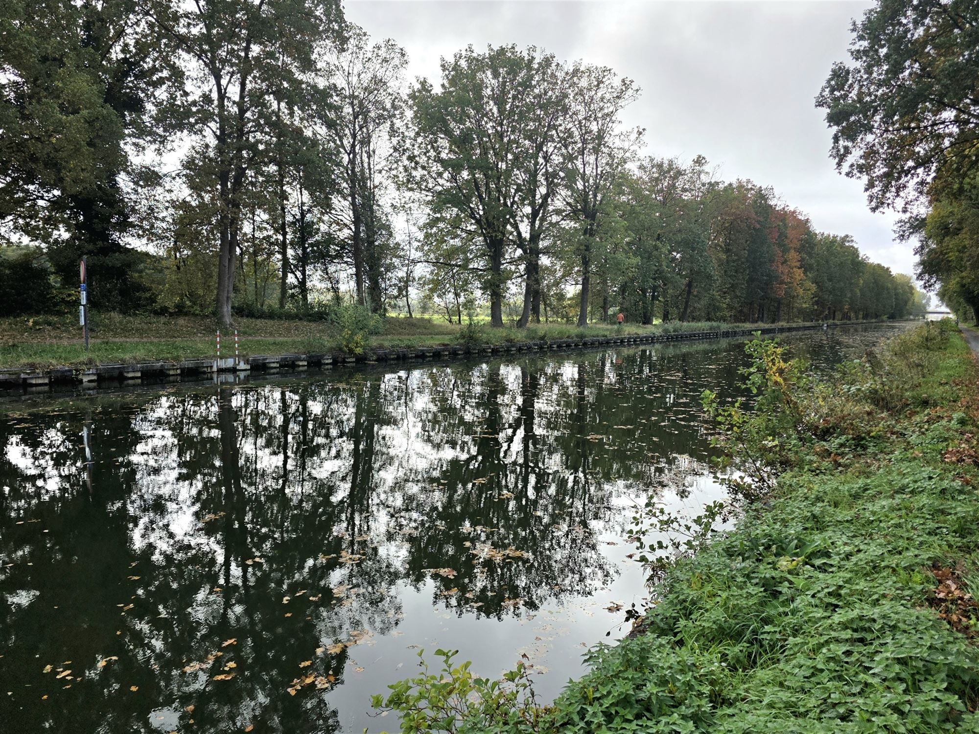 Moderne woning met 3 slaapkamers, 2 badkamers aan de vaart foto 33