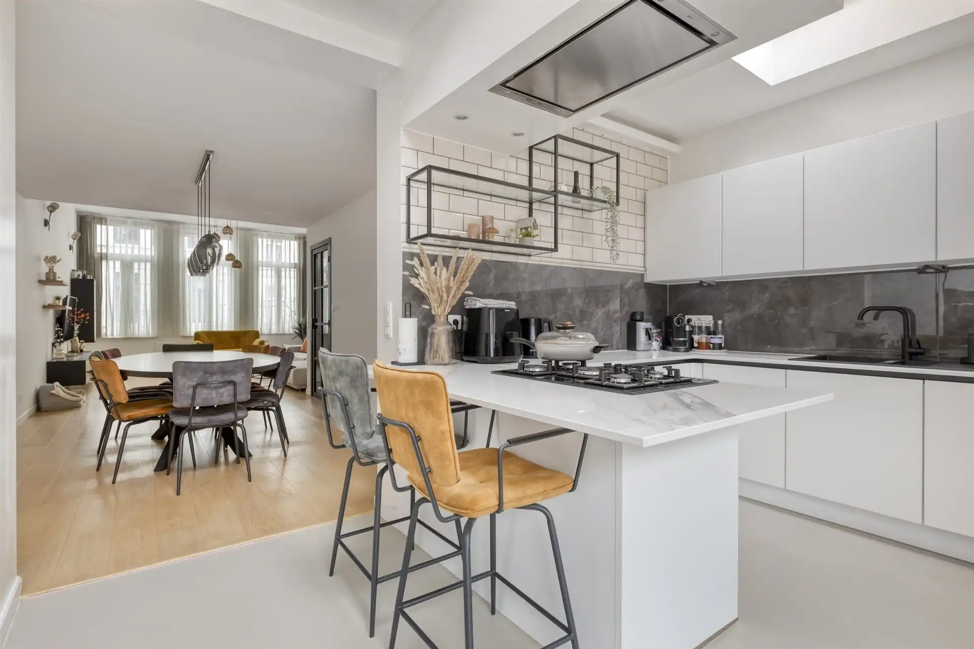 Prachtig authentiek herenhuis op toplocatie foto 8