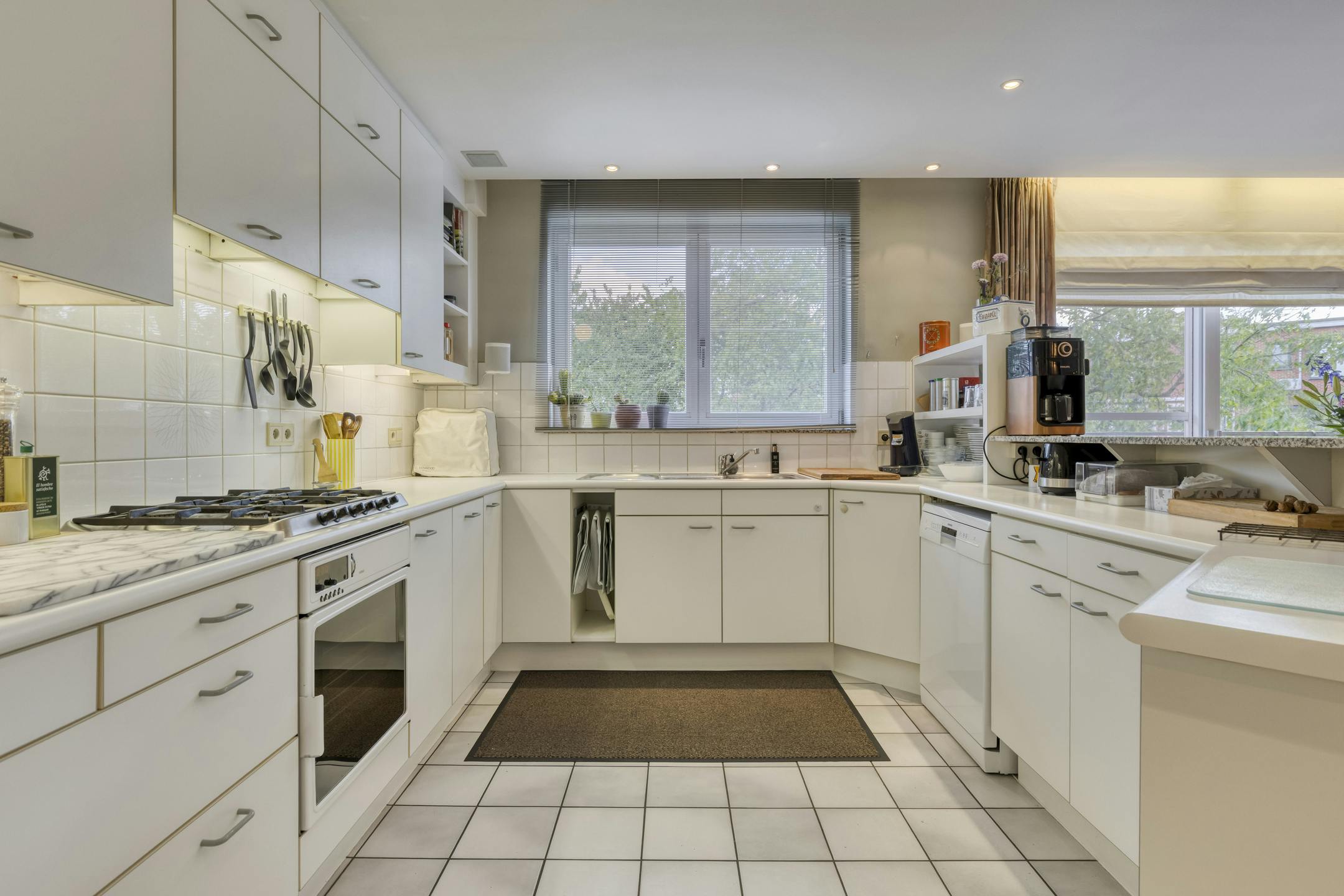 Uitzonderlijk huis met 6 slaapkamers te koop in Merksem foto 25