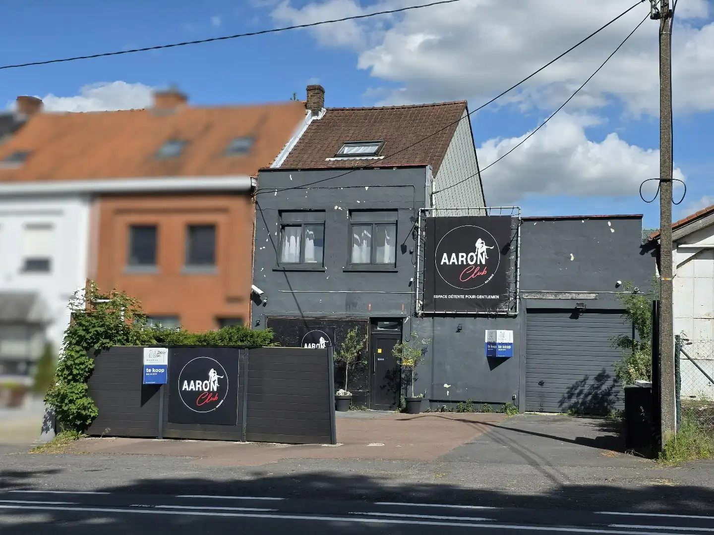 Woning/handelspand met zeer goede visibiliteit aan de rand van Kortrijk foto 2