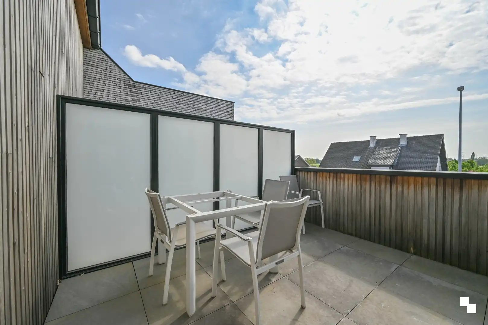 Energiezuinig tweeslaapkamerappartement met terras in Beveren-Leie! foto 15