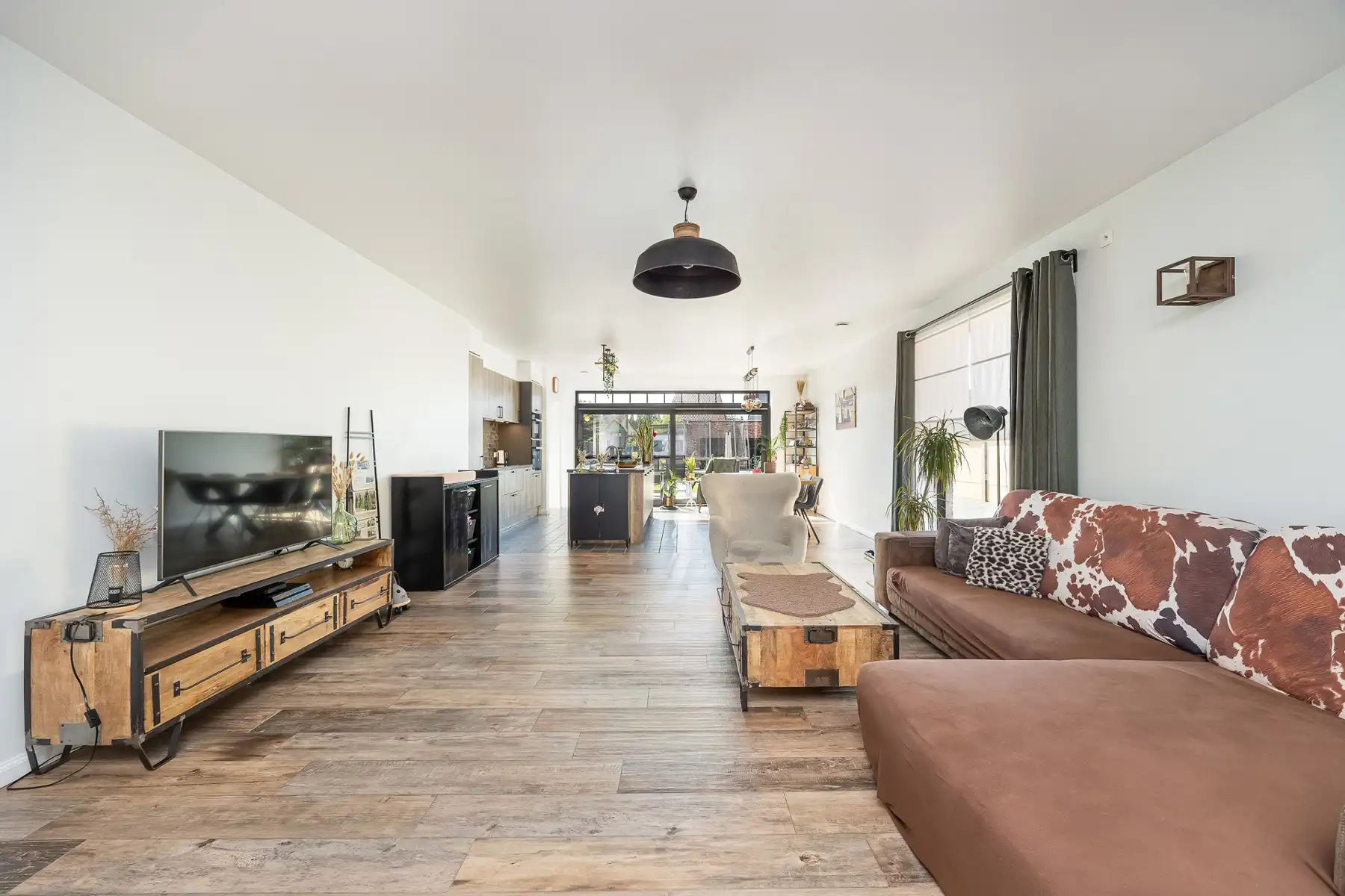 Recente BEN-woning met 4 slks en dubbele garage op gunstige ligging foto 5