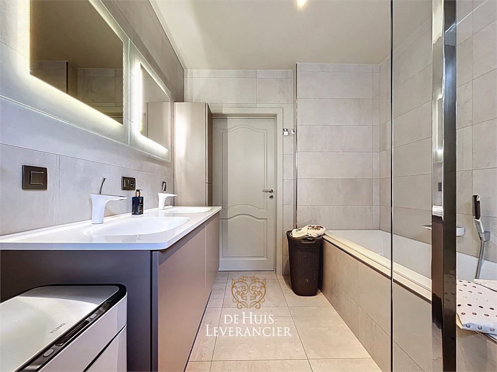 Exclusief wonen in Kontich ? Luxe, rust & ruimte met tuin met zwembad te koop ! foto 21