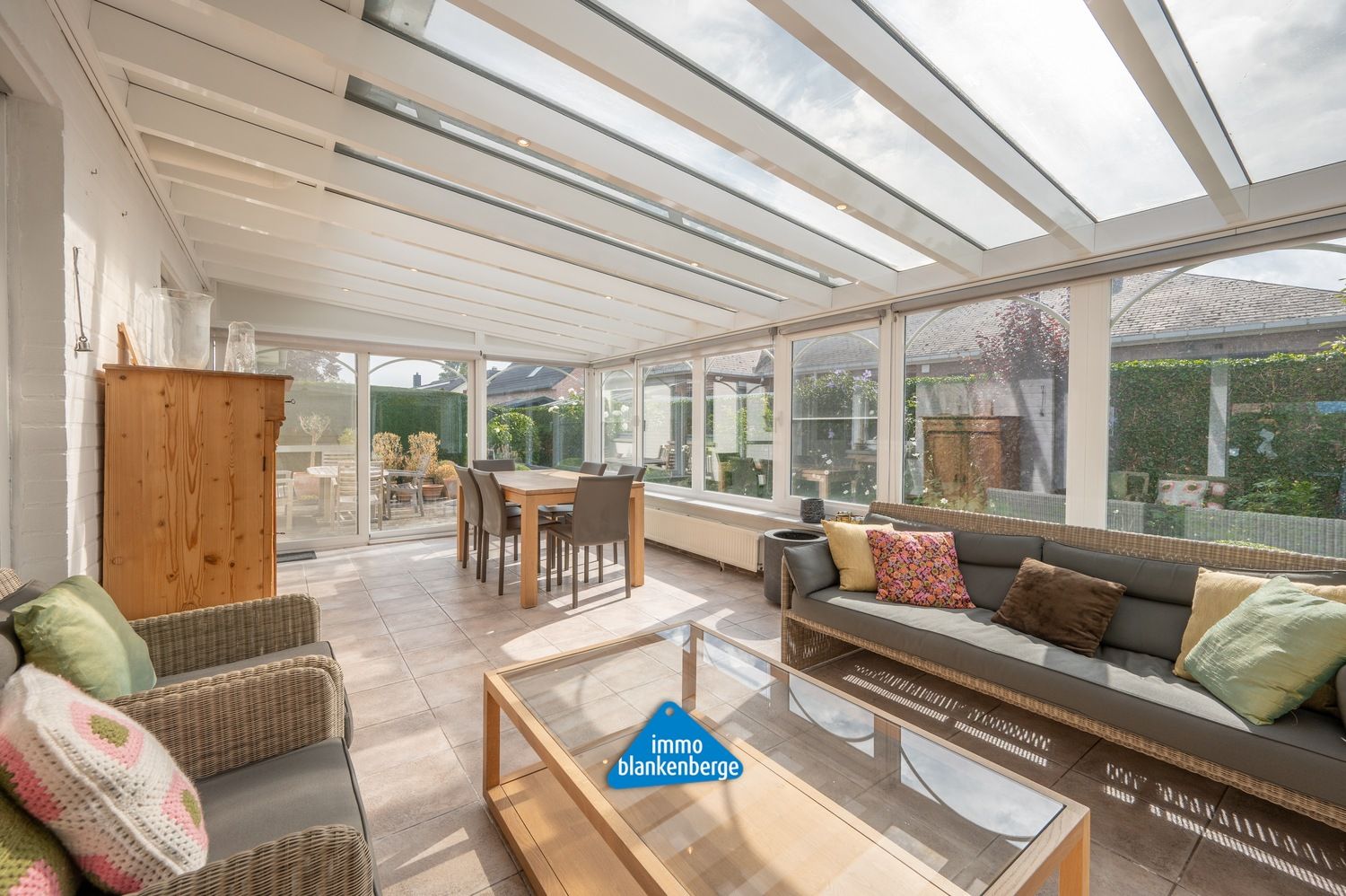 Ruime alleenstaande bungalow met tuin in rustige wijk foto 17