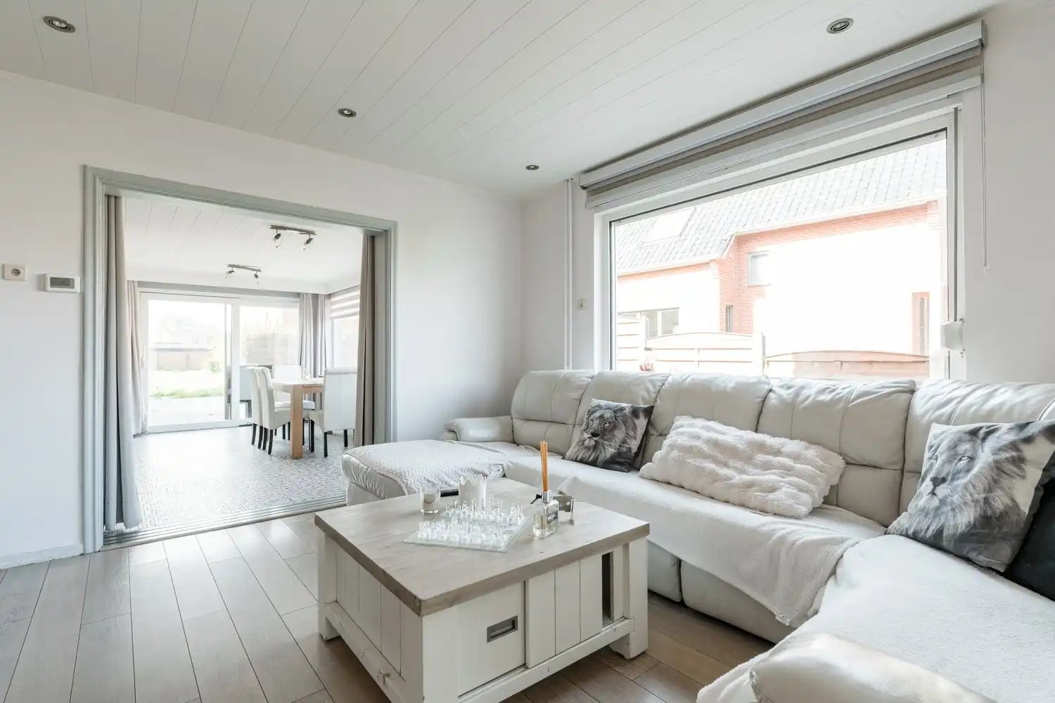 Leuke op te frissen woning 3 SLK woning in een doodlopende straat! foto 5