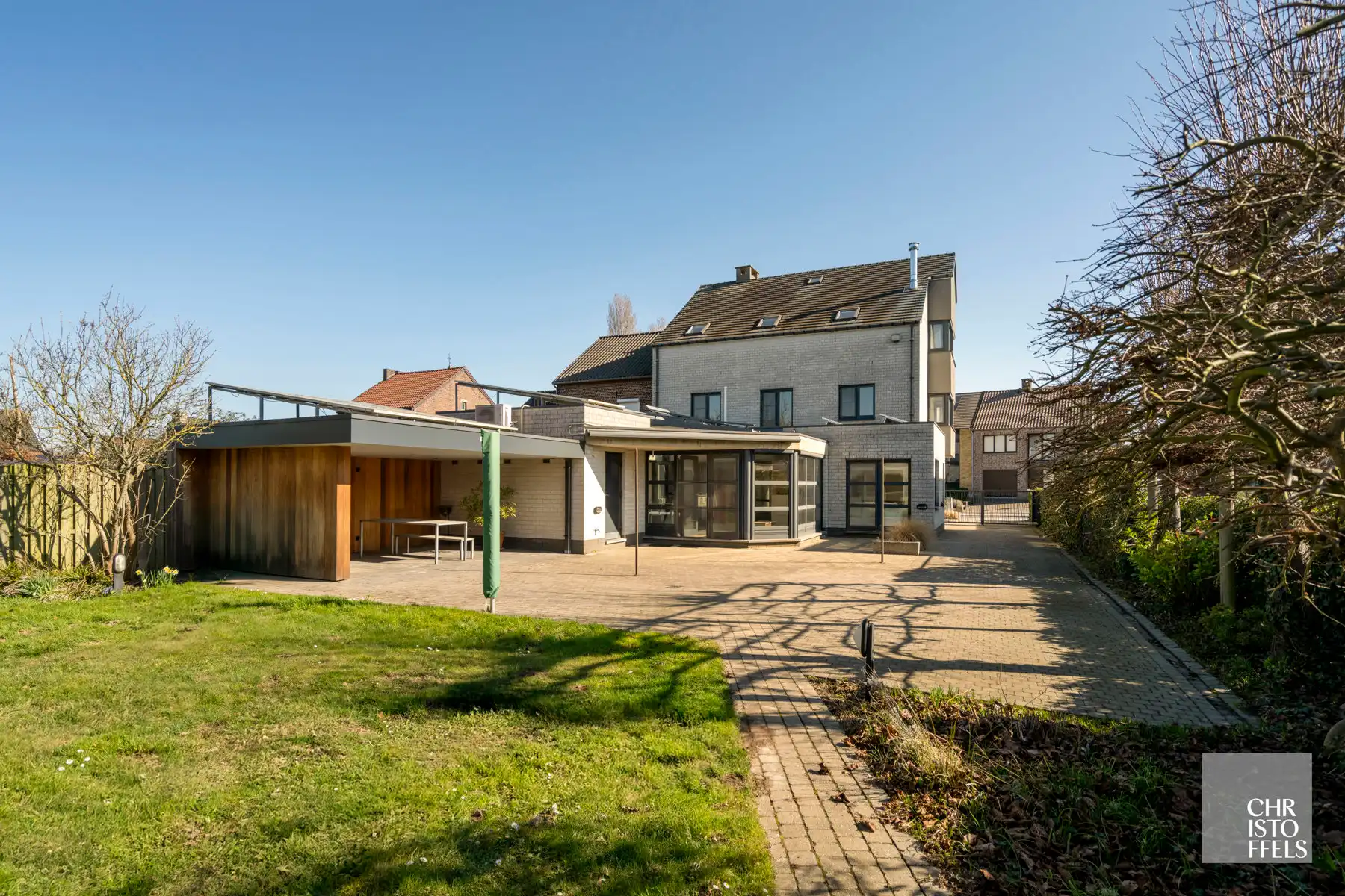 Vergunde tweewoonst met paardenaccommodatie op 3.721 m²  foto 20