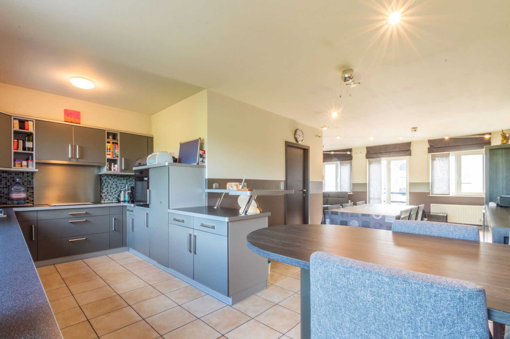 INSTAPKLARE WONING MET 3SLP + BUREAU & GARAGE ! foto 10