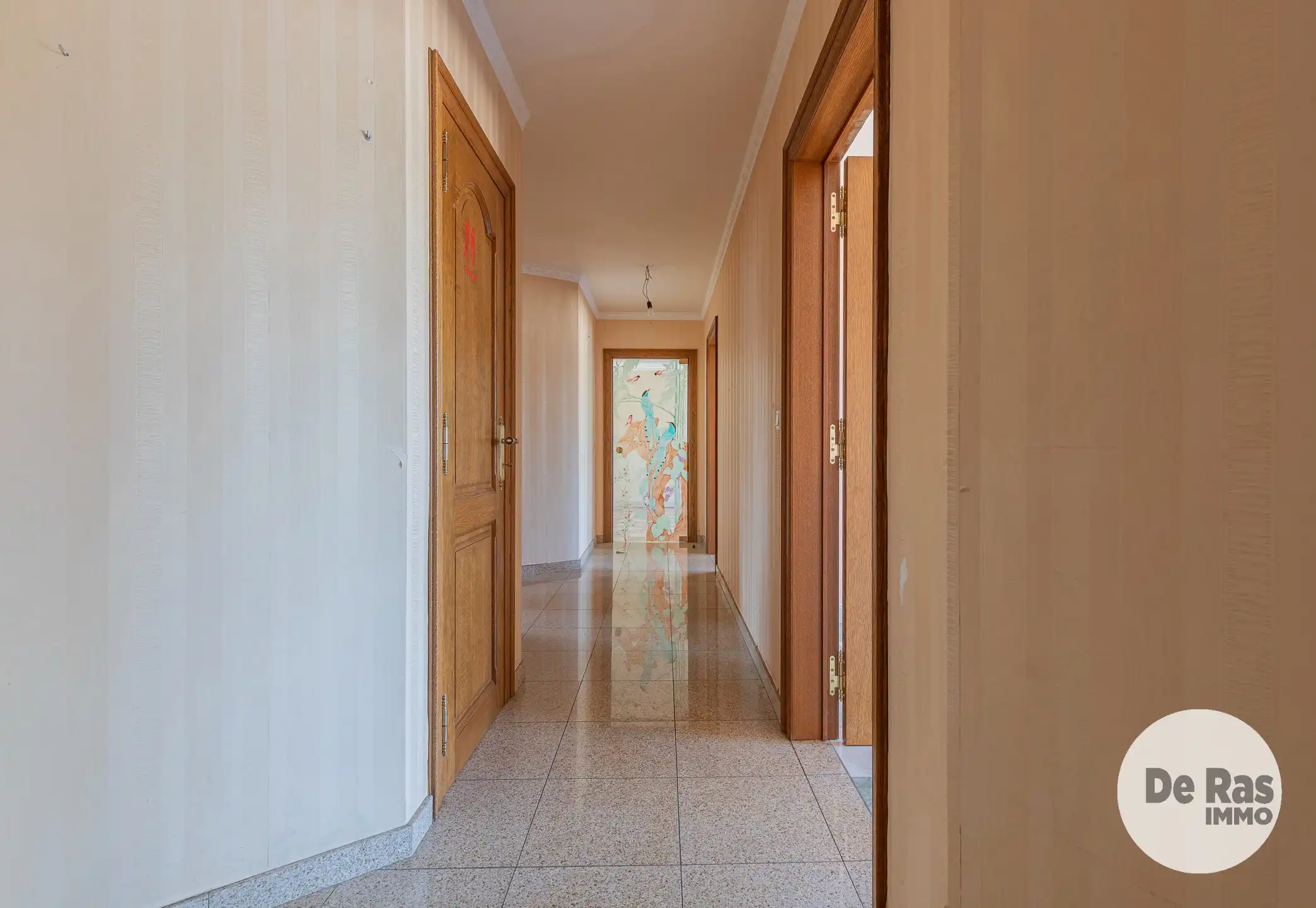 HAALTERT - Instapklaar appartement met 3 kamers aan station foto 9