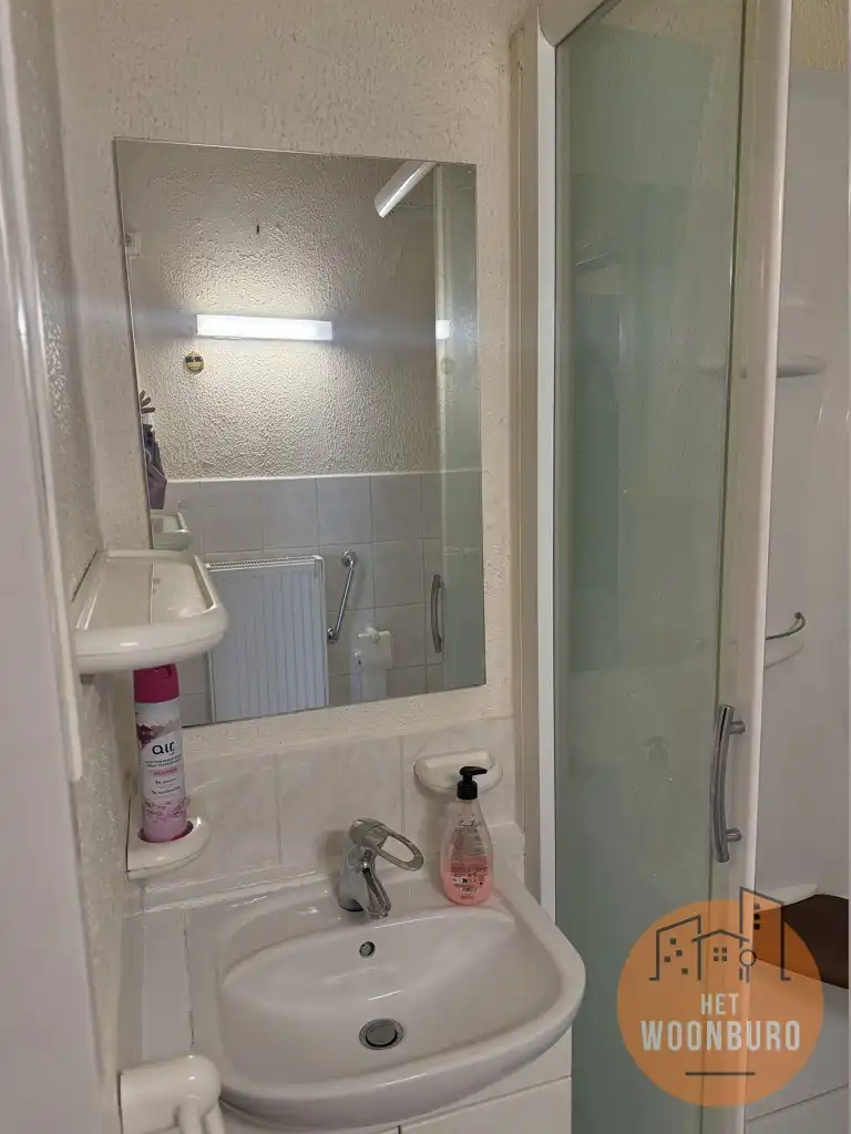 Appartement 2e Verdiep met één slpk, balkon en kelder foto 8