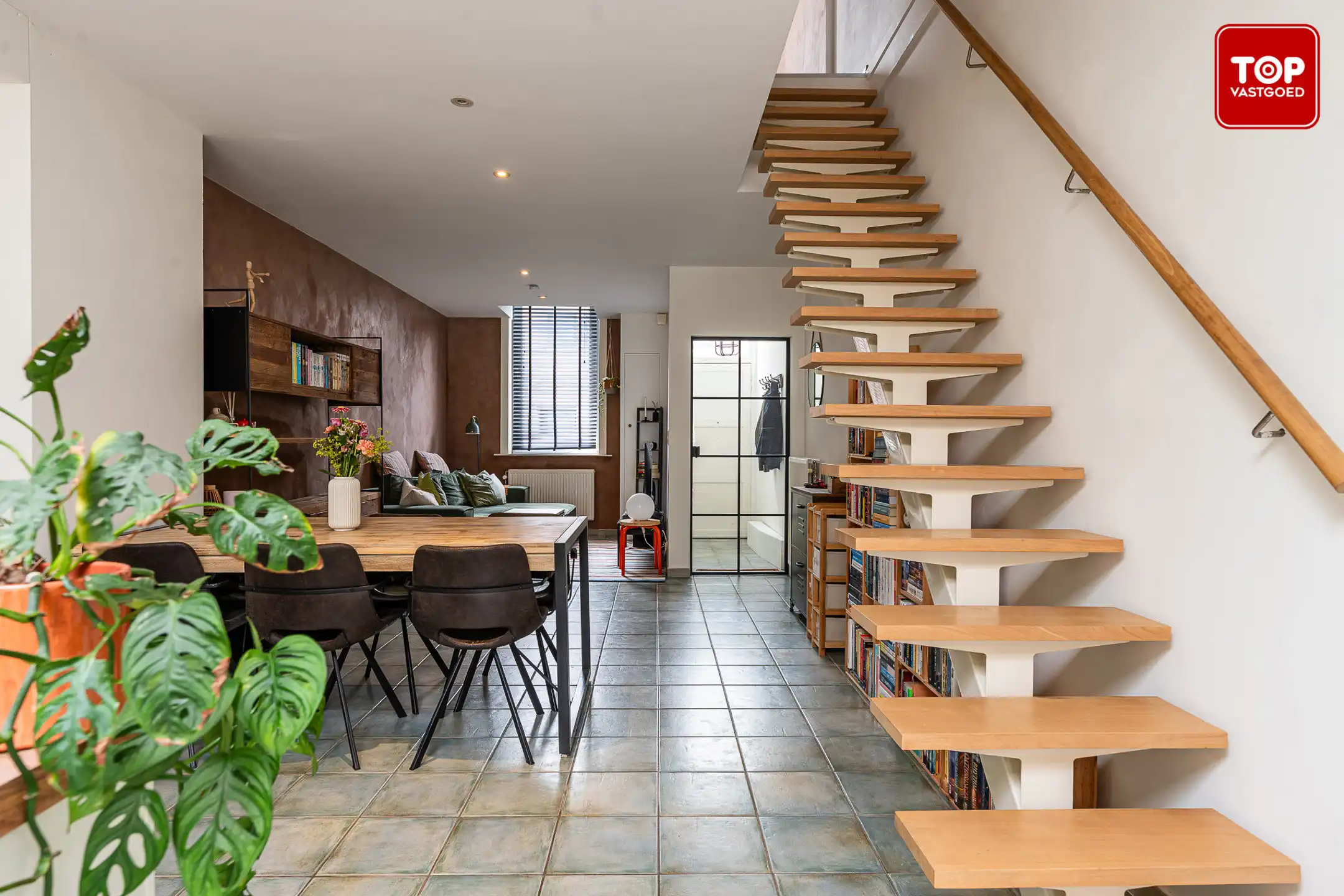 Sfeervolle woning met karakter, comfort en een ideale ligging foto 5