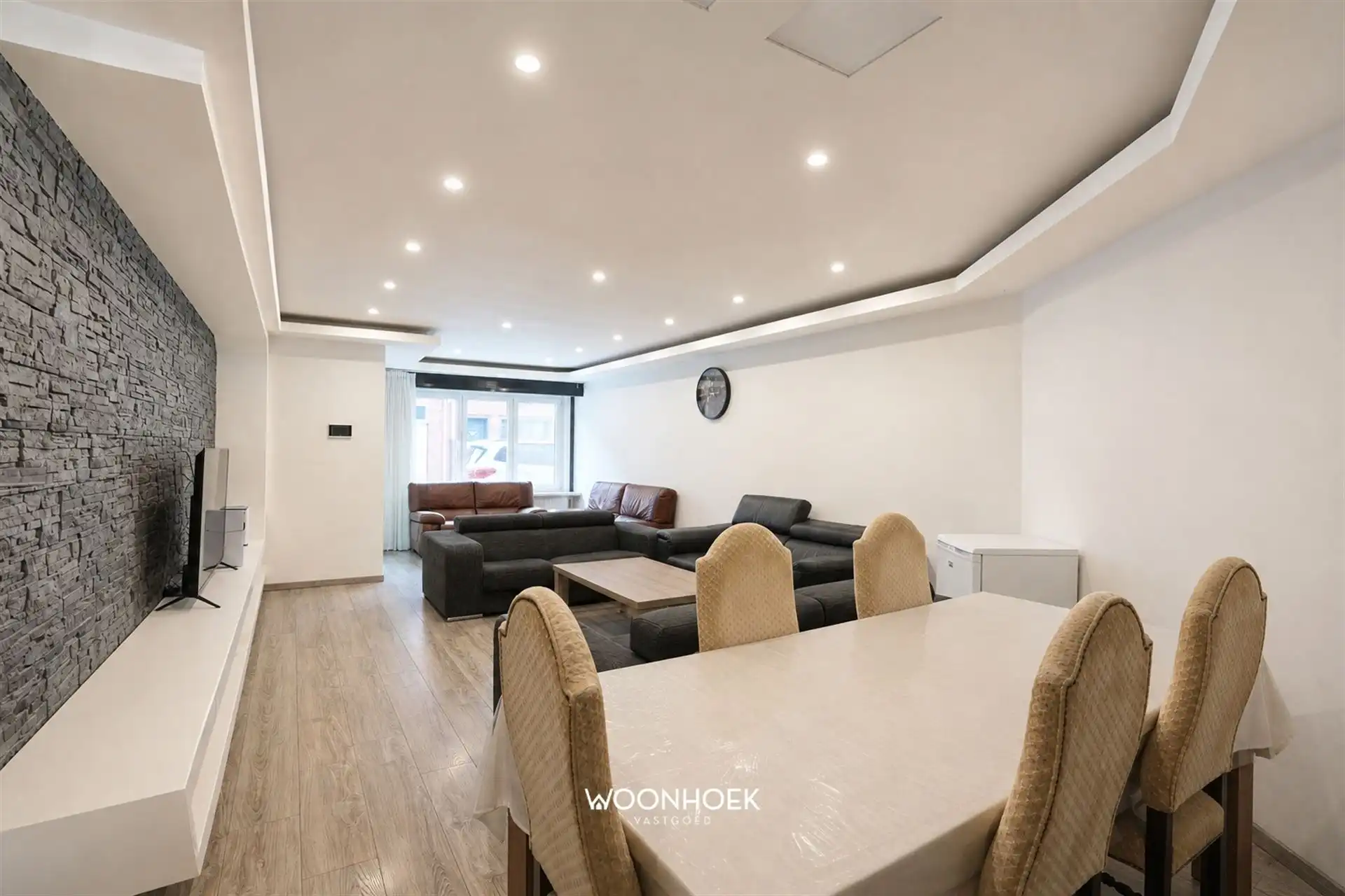 Gerenoveerde 3 slaapkamer woning met tuin! foto 2