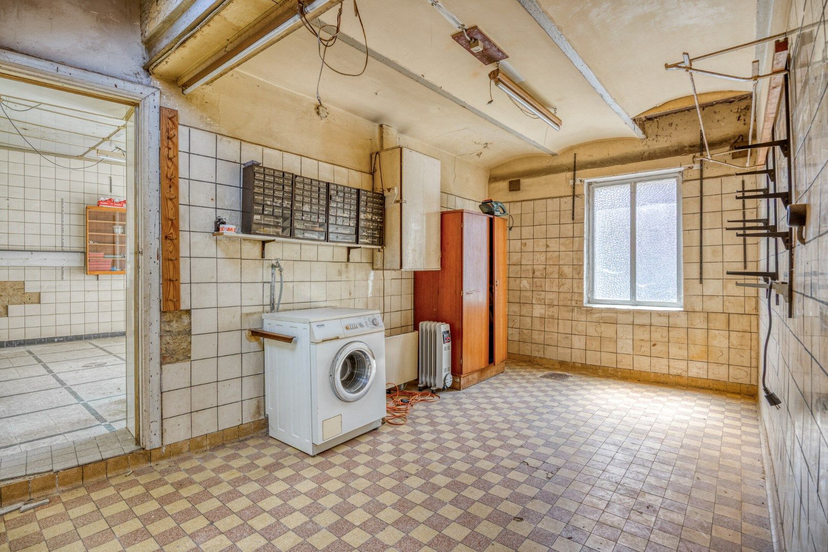 Ruime gezinswoning met veelzijdige indeling en tuin in de Platte Lostraat – EPC 697 kWh/m² – bewoonbare oppervlakte 259 m² foto 28