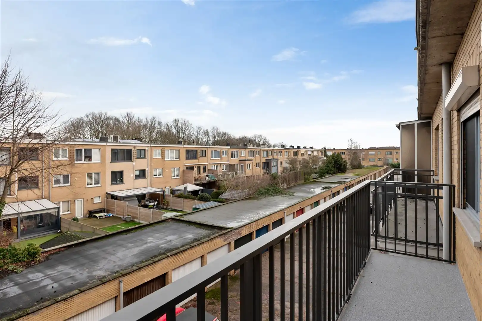 Ruim appartement met 2 slaapkamers en garagebox foto 2