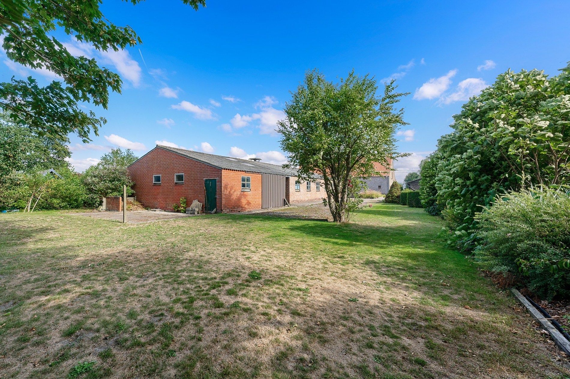 Hoeve schitterend gelegen te Damme foto 10