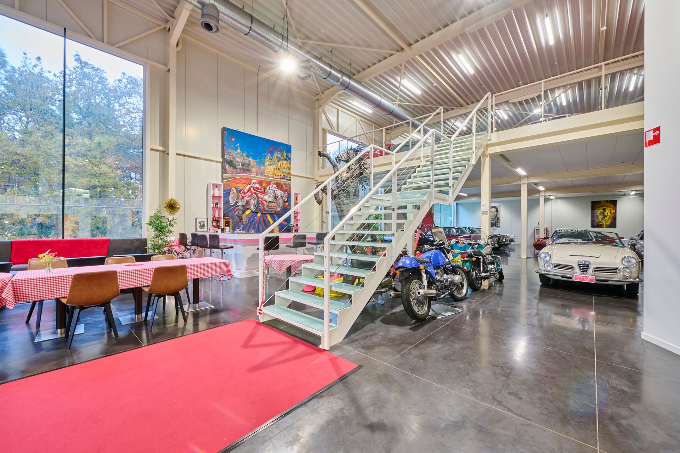 TE KOOP: unieke showroom met kantoren – ZICHTLOCATIE foto 8
