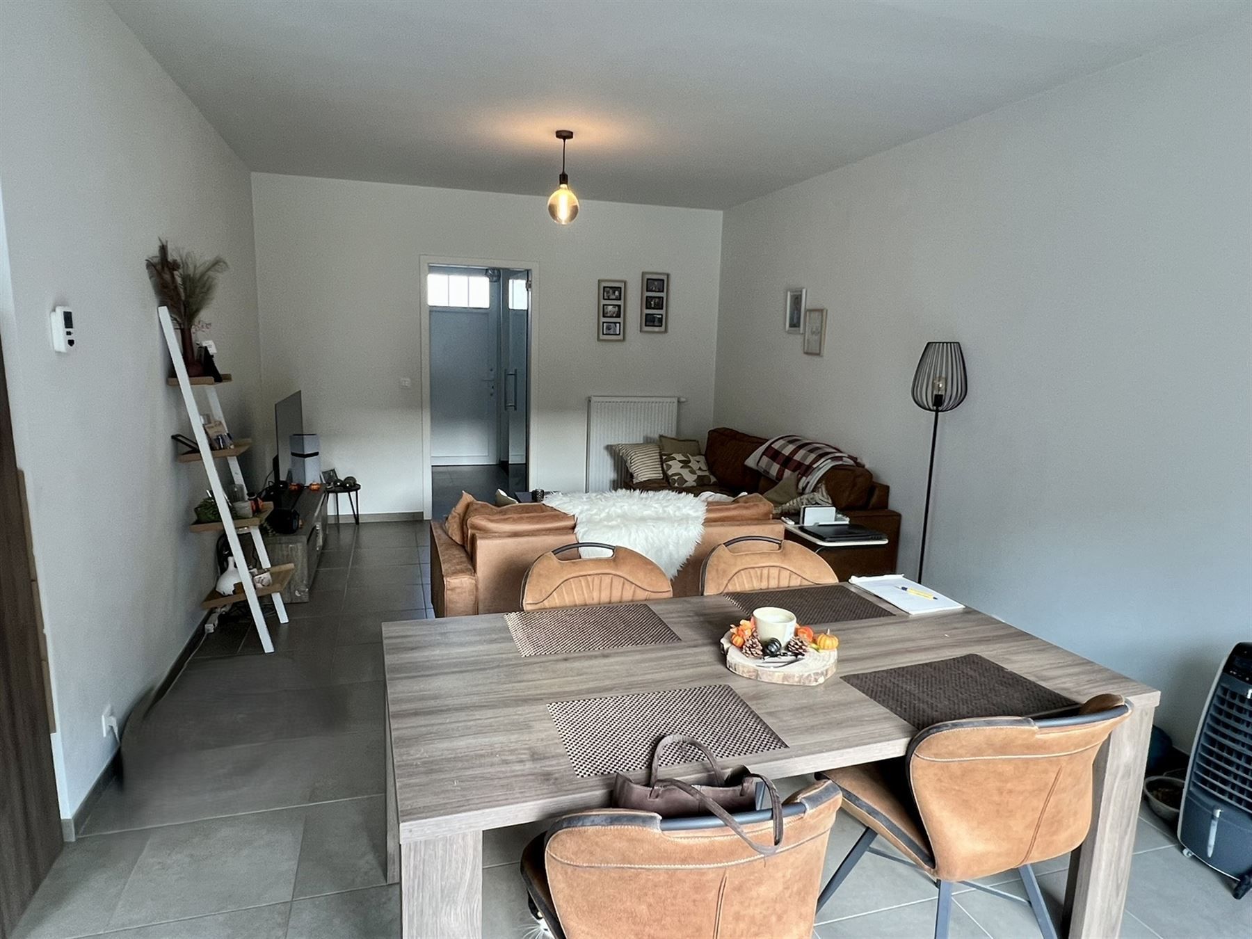 Supergezellige nieuwwoning met  garage en tuin foto 4
