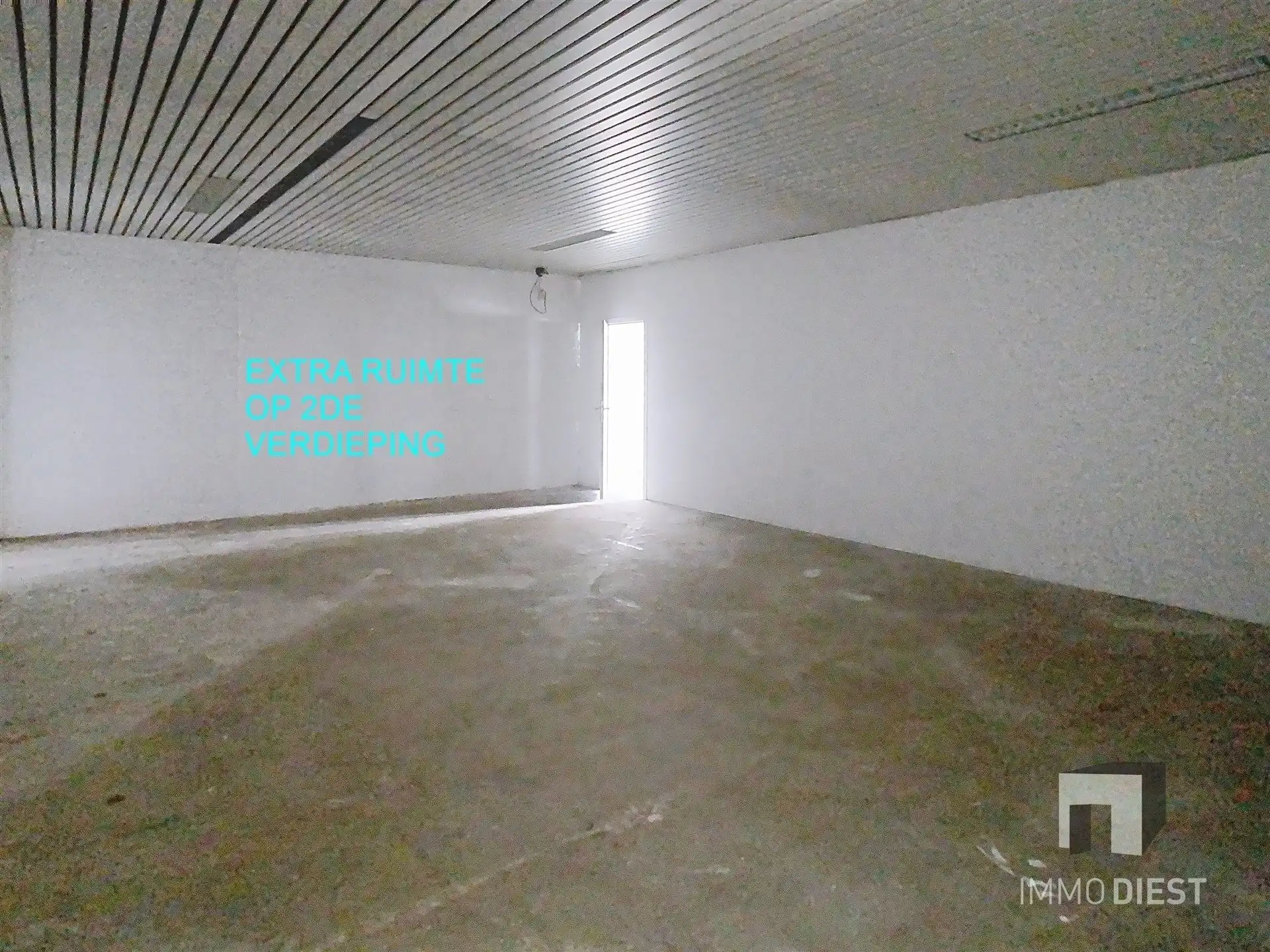 Handelspand van 1181m2 met ruime parking langs verbindingsweg foto 23