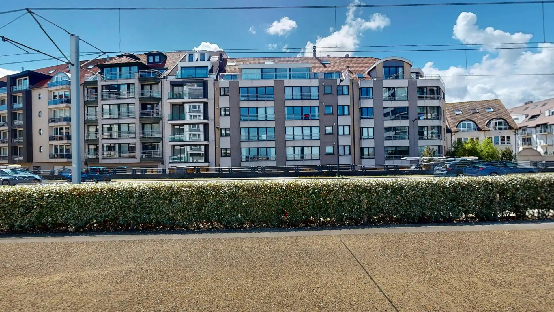 Appartement te koop foto {{pictureIndex}}
