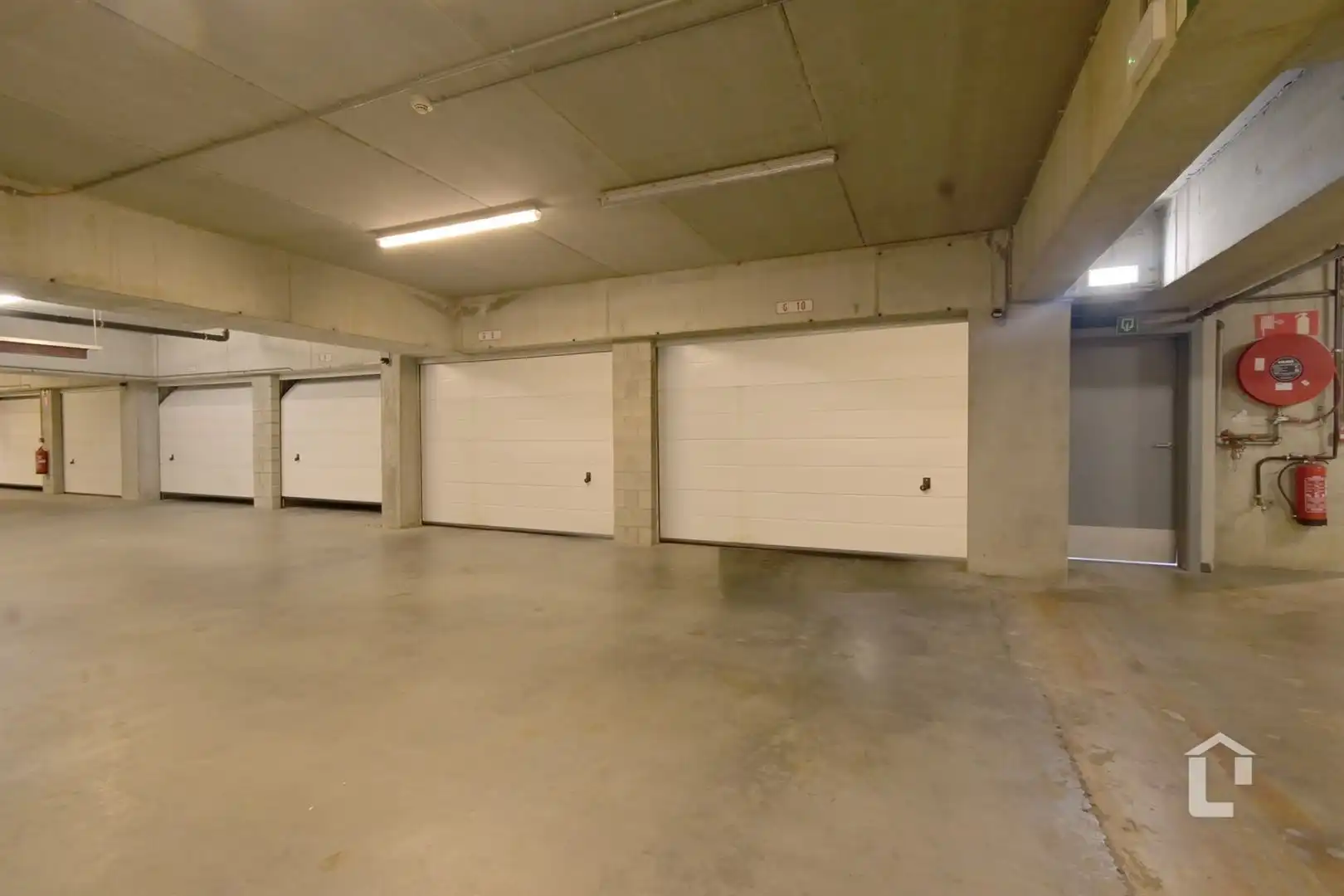 Uniek, luxe-appartement in centrum De Pinte foto 18