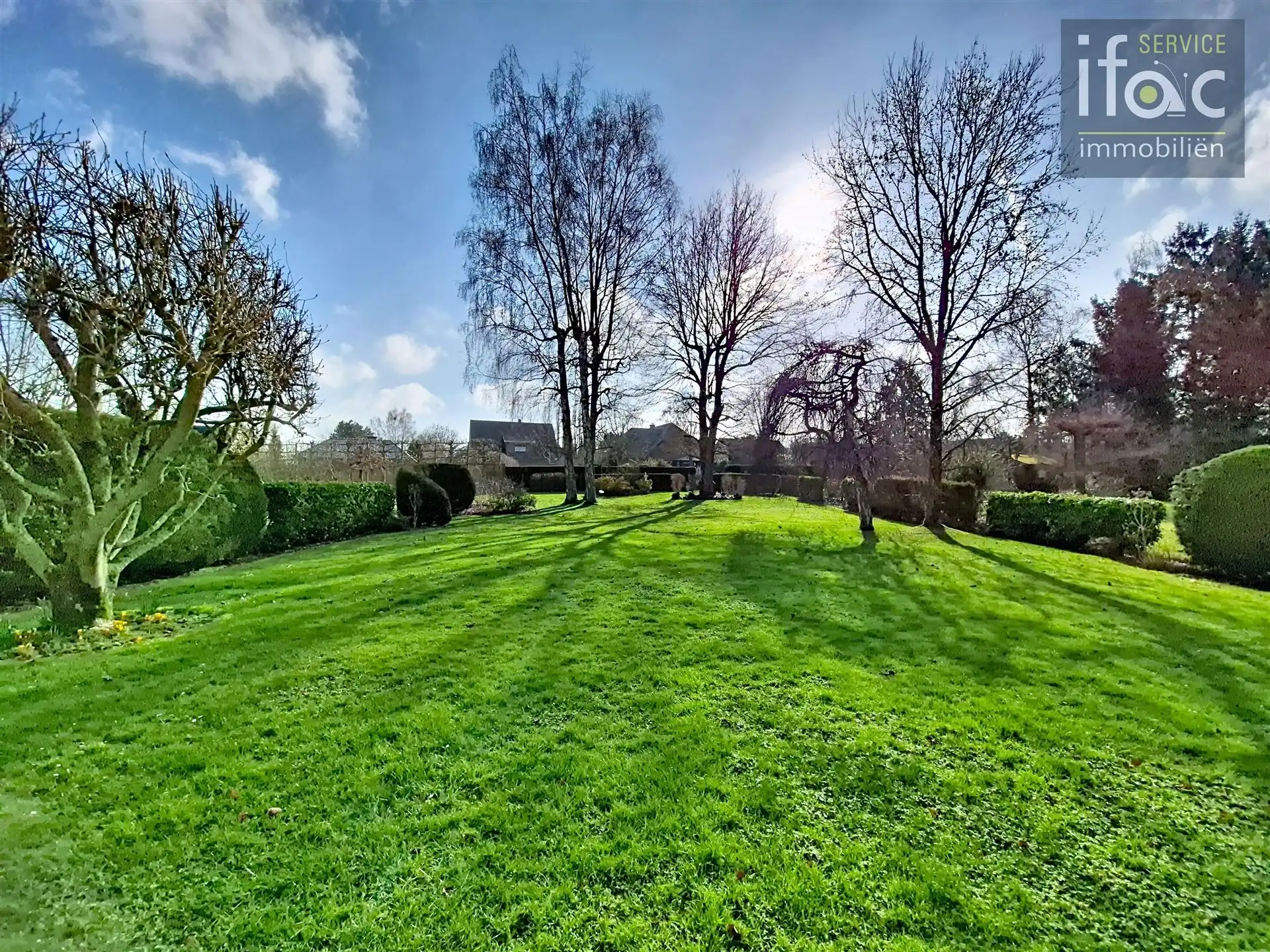 Centraal en rustig gelegen zuid gerichte villa op 11a16ca  foto 17