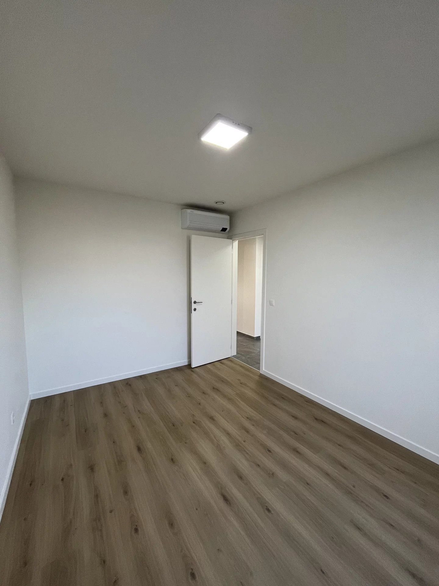 Nieuwbouwappartement te huur in Beringen foto 9