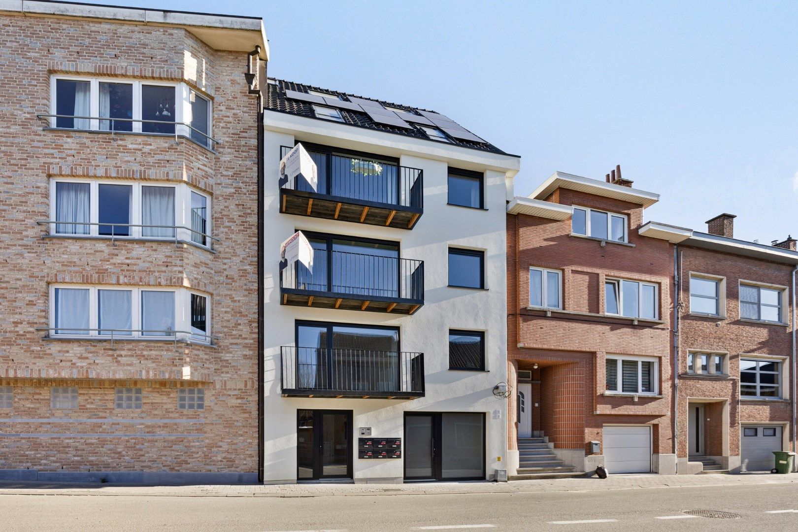 Uniek 2-slaapkamer appartement met terras – opp. 80 m² - EPC A foto 2