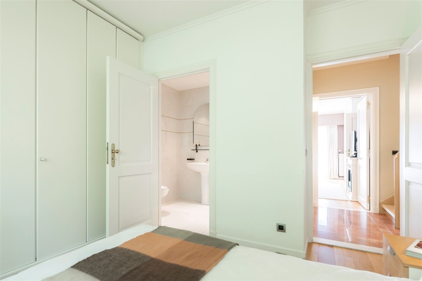 Ruime villa op 1.150 m² in gegeerde woonwijk Vriesdonk foto 27