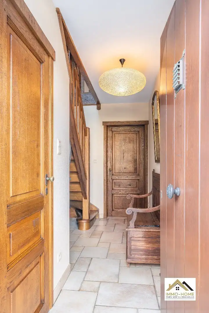 Ruime woning op topligging foto 20