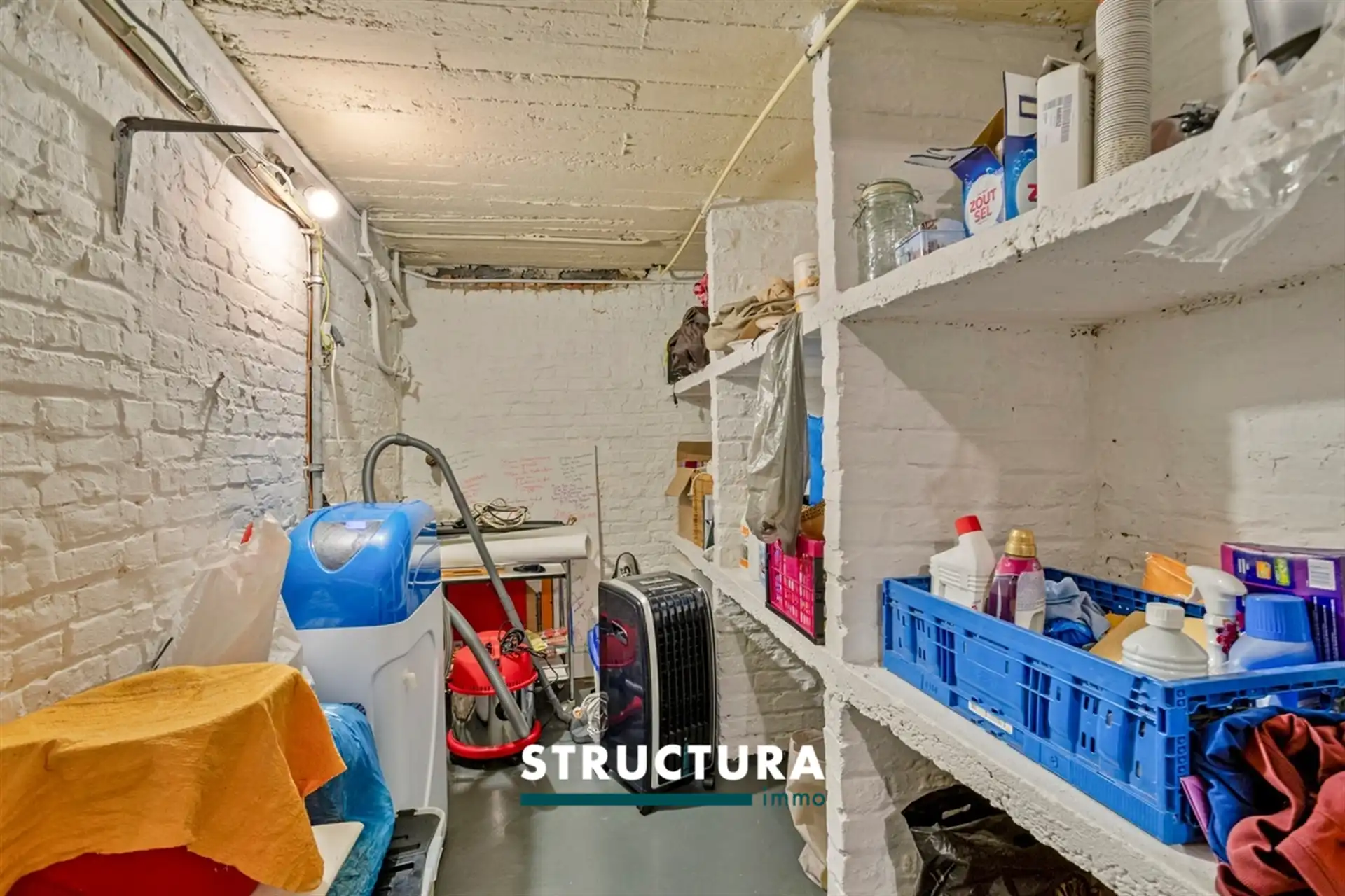 Ruime instapklare gezinswoning met tuin foto 27