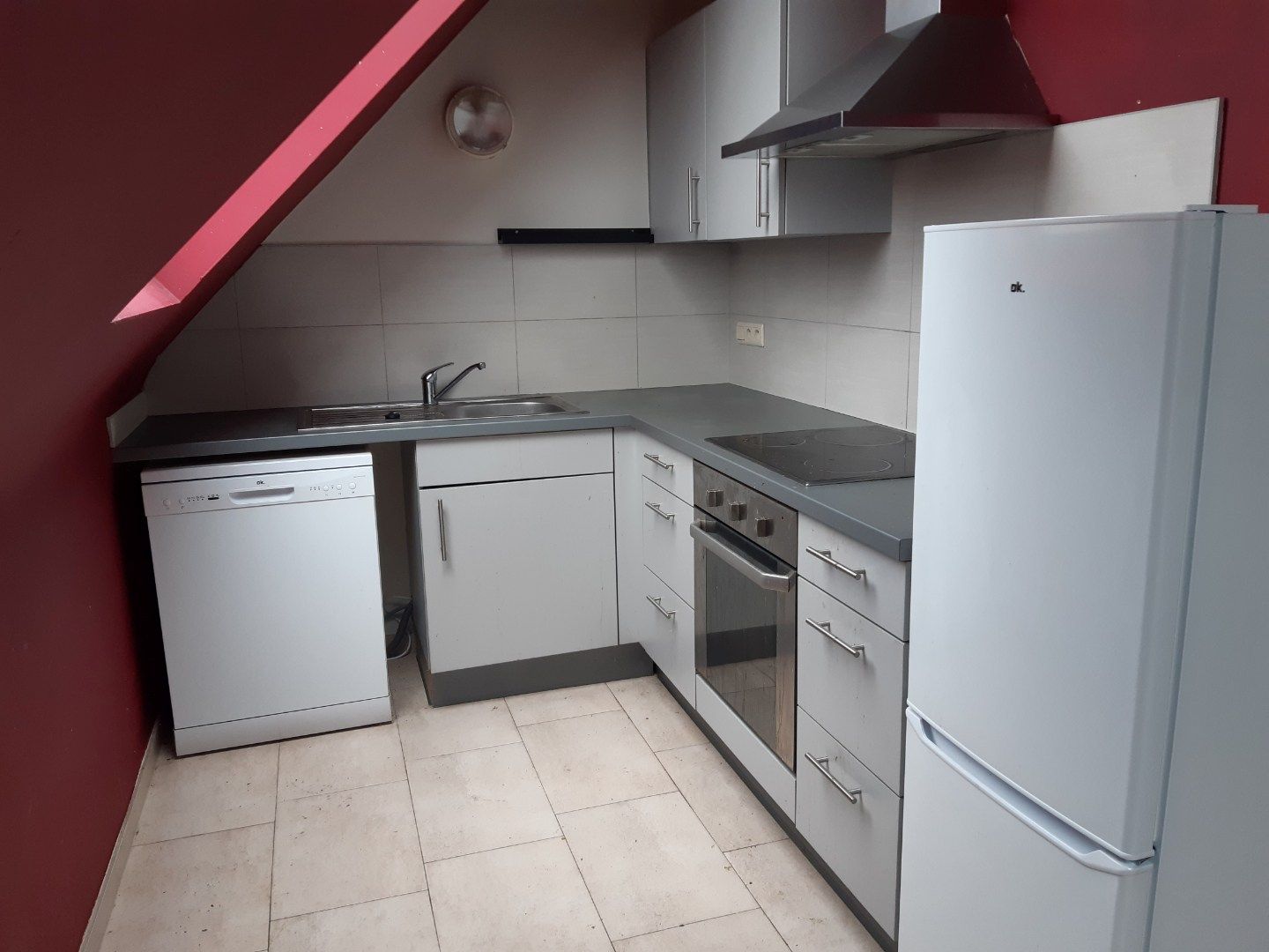 Eigentijds appartement met  autostaanplaats. Geen vaste kosten. foto 6