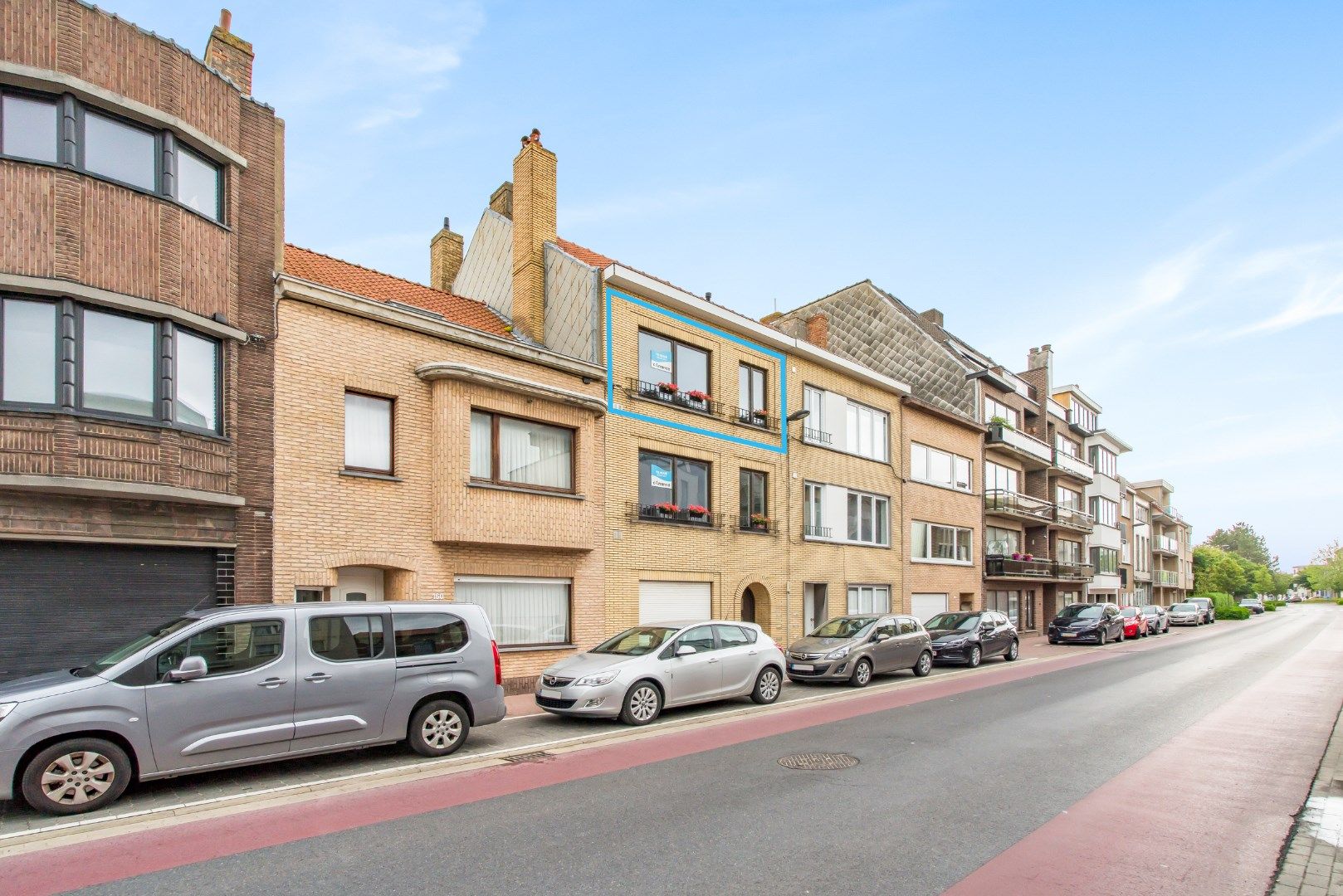 Volledig vernieuwd 2-slaapkamerappartement! foto 2