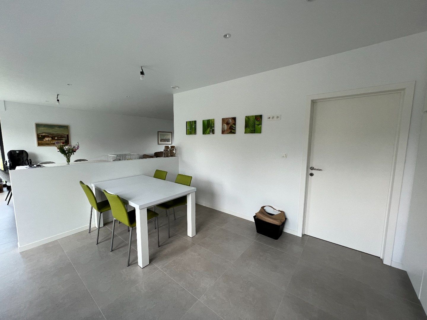 NIEUWBOUWWONING MET 3 SLAAPKAMERS EN TUIN IN IEPER foto 7