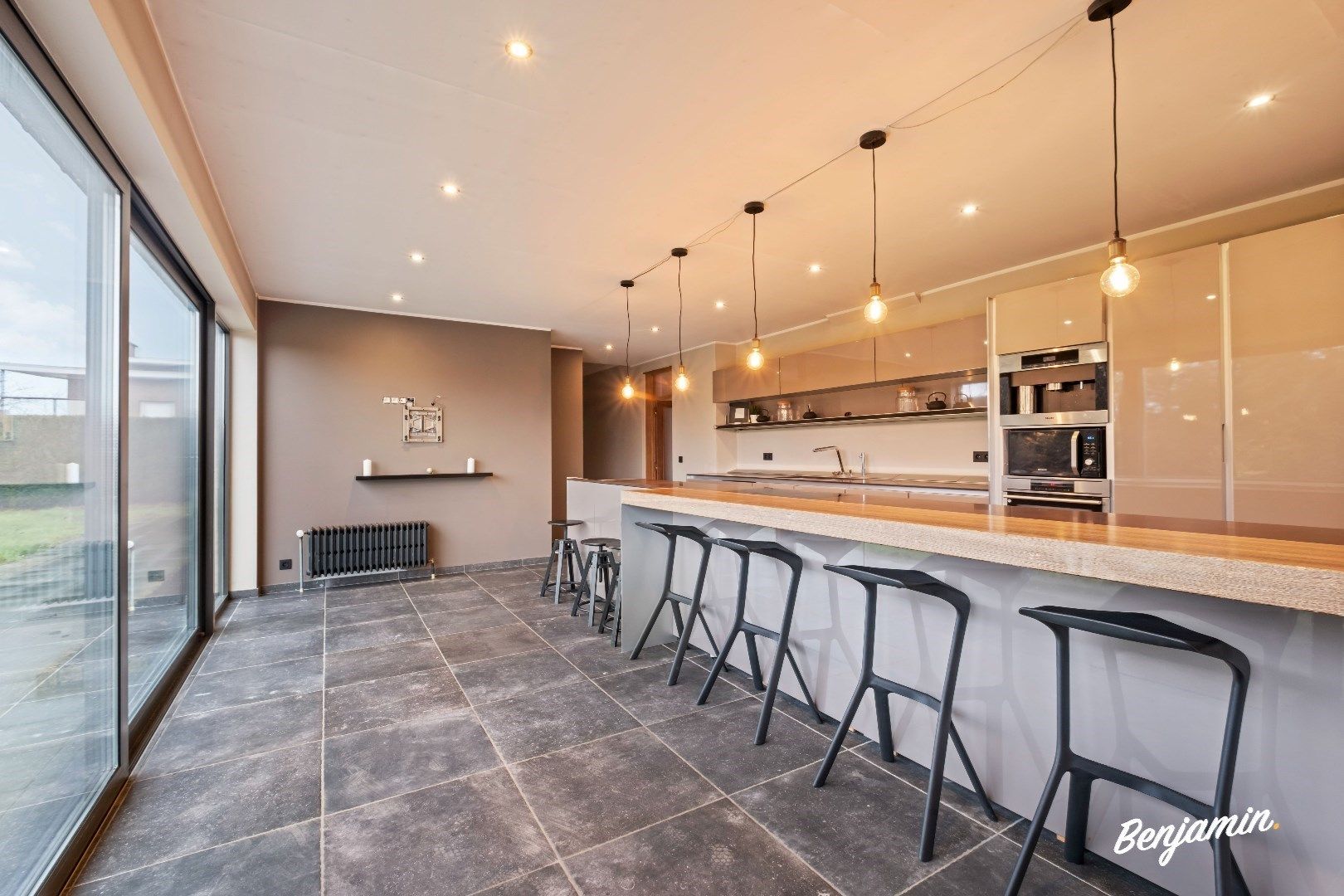 Statige villa met lichtrijke open keuken in Diksmuide foto 3