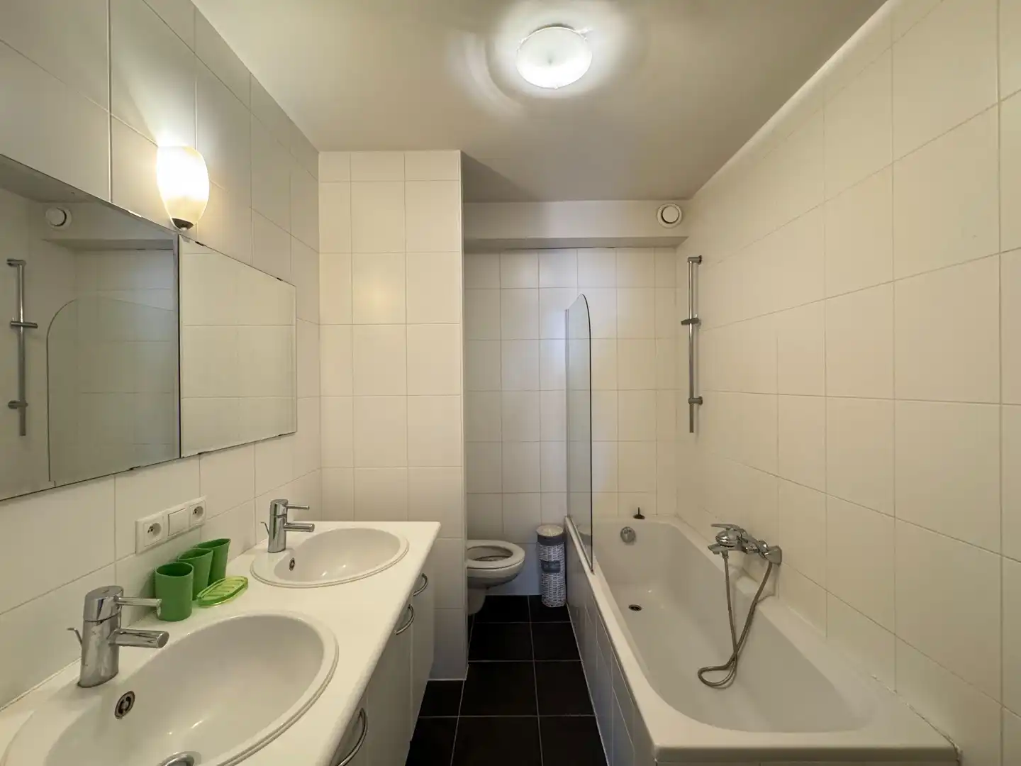 Gemeubeld appartement te huur in oud Knokke met 2 slaapkamers foto 9