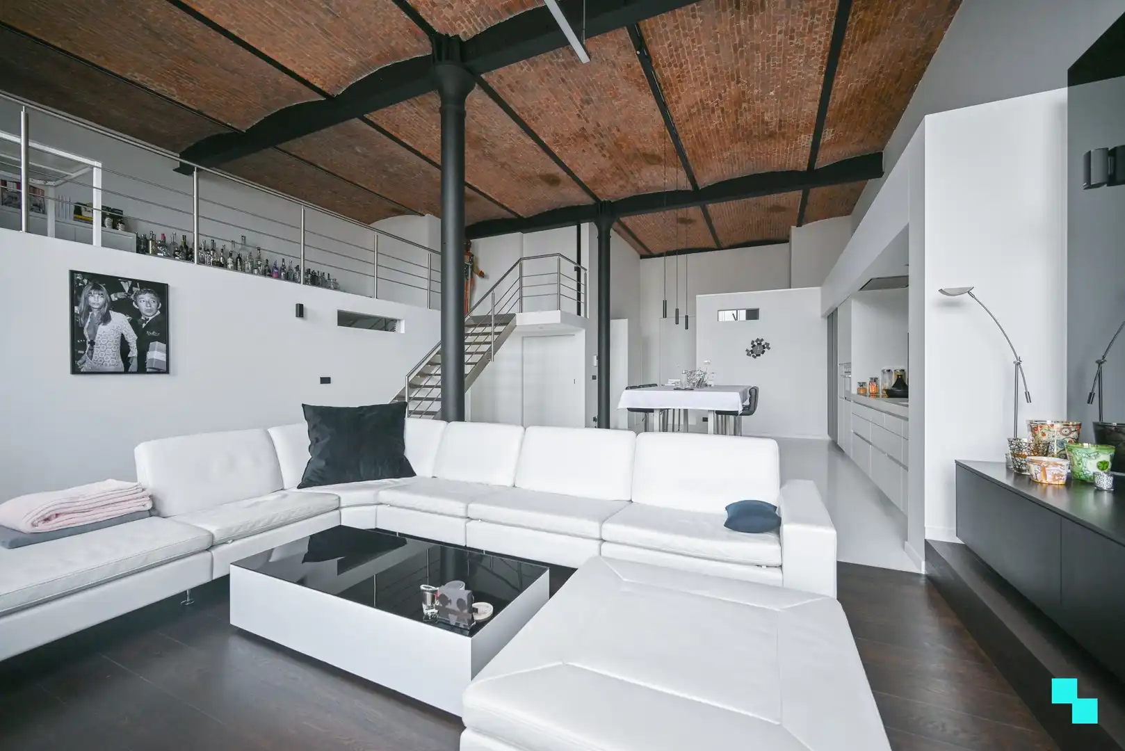 Exclusieve loft langs het water in Kortrijk! foto 2