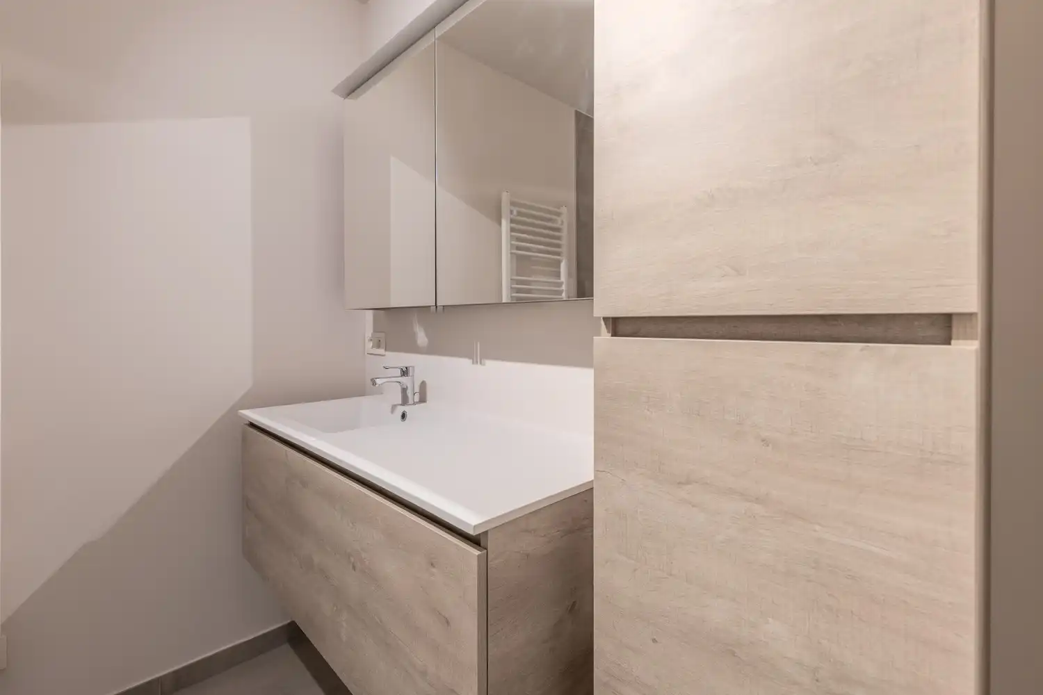 Instapklaar nieuwbouwappartement te huur in Opgrimbie (Maasmechelen) foto 12