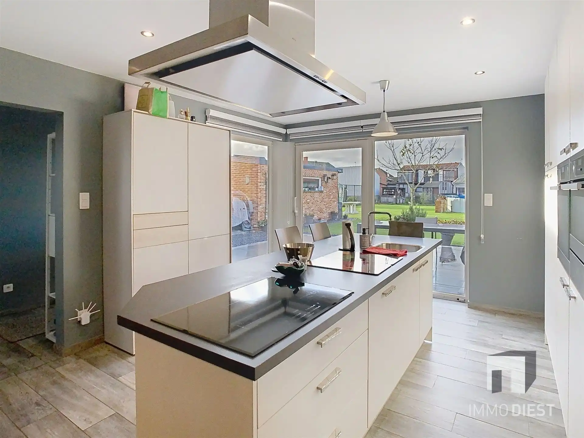 Volledig gerenoveerde halfopen woning +  EPC A foto 14