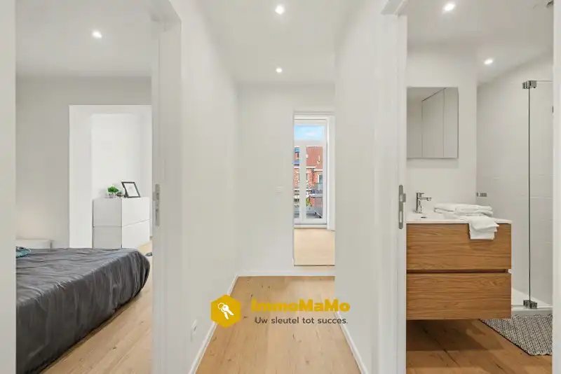 RECENT GERENOVEERD 1 SLAAPKAMER APPARTEMENT TE KOOP IN ZELZATE foto 8