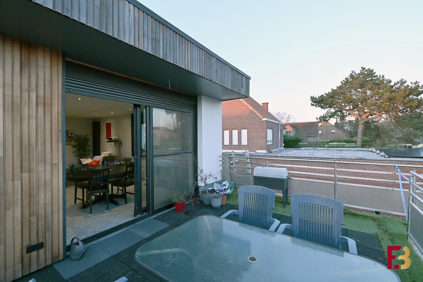 Stijlvol en ruim appartement met terras nabij het centrum van Merelbeke foto 18