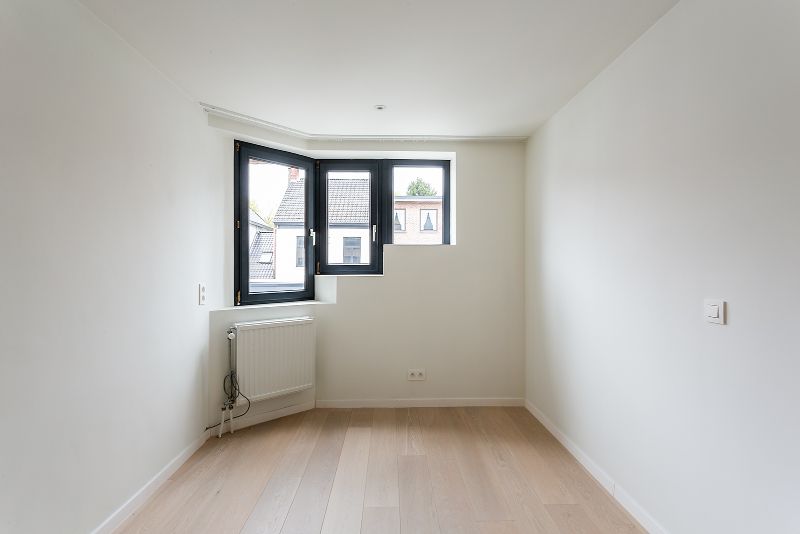 Ruim luxueus 2 slpk. appartement, groot terras, P, hartje Schilde! foto 19