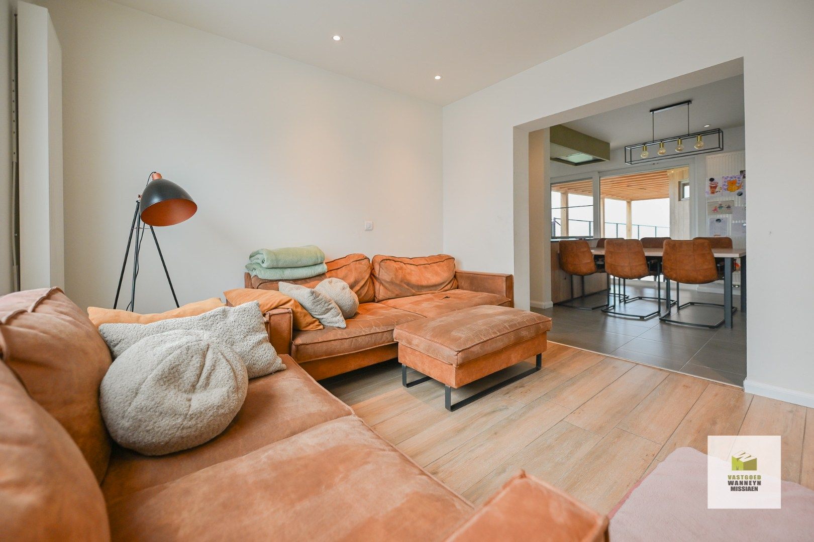 Instapklare woning met 3 slaapkamers (4 mogelijk) en tuin en landelijk uitzicht foto 3