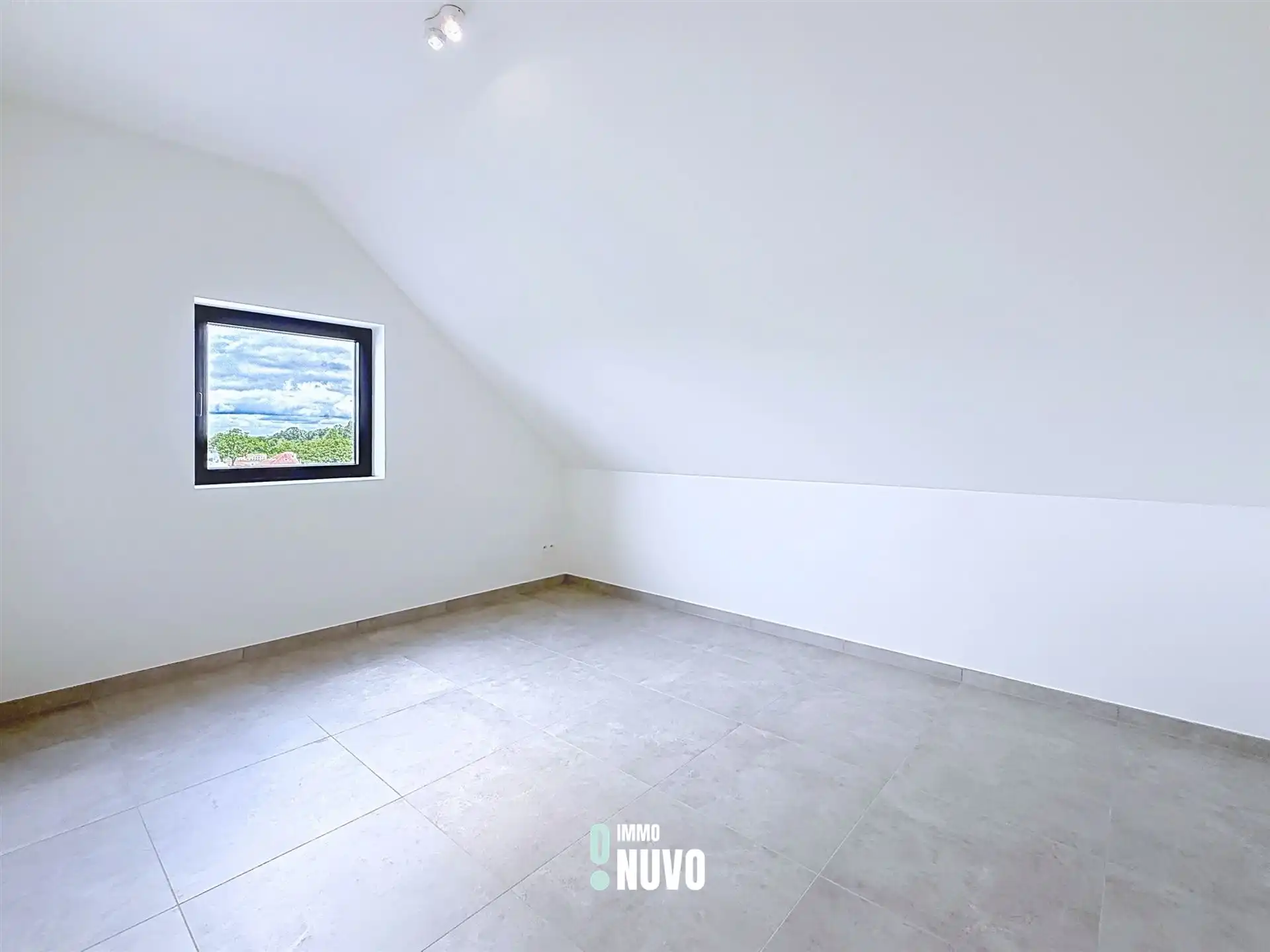 Stijlvol penthouse met 3 slaapkamers, bureau en ruim terras  foto 10